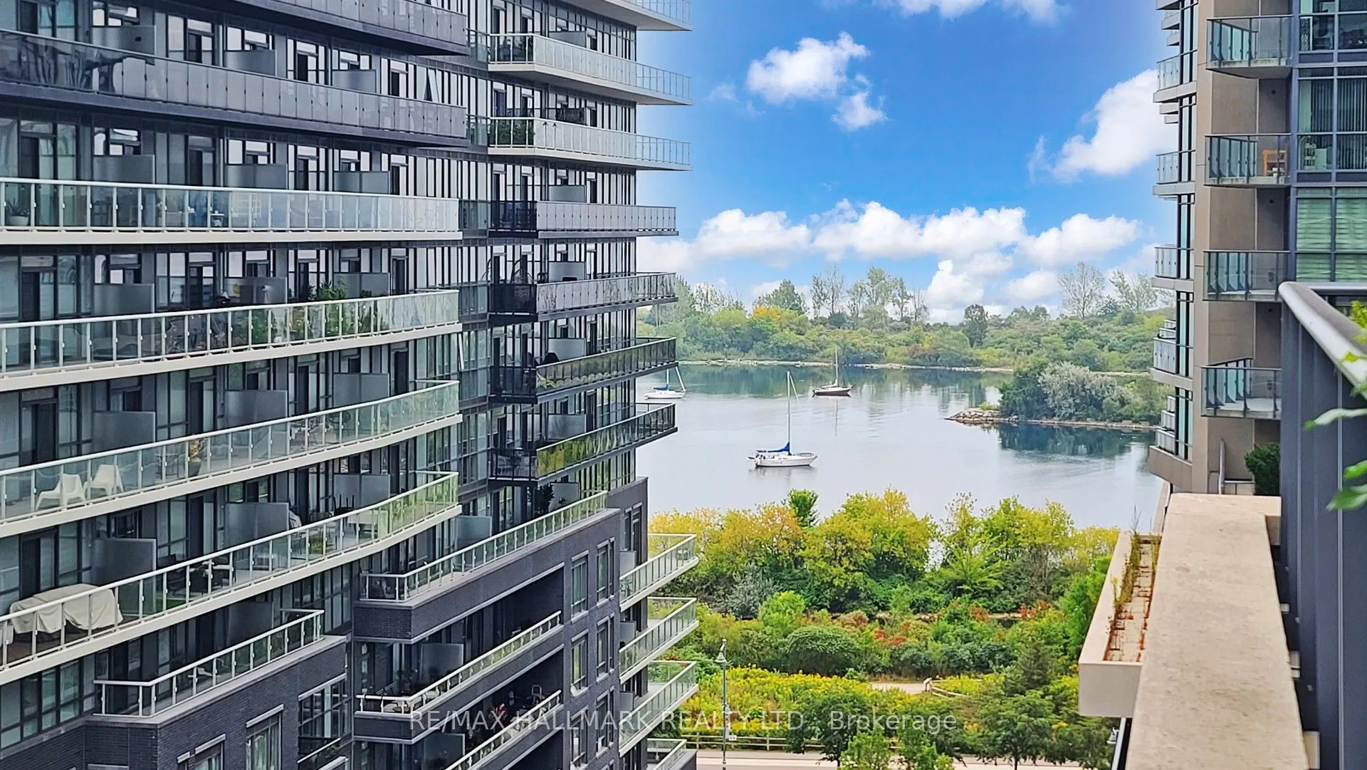 60 Annie Craig Drive, #1008
