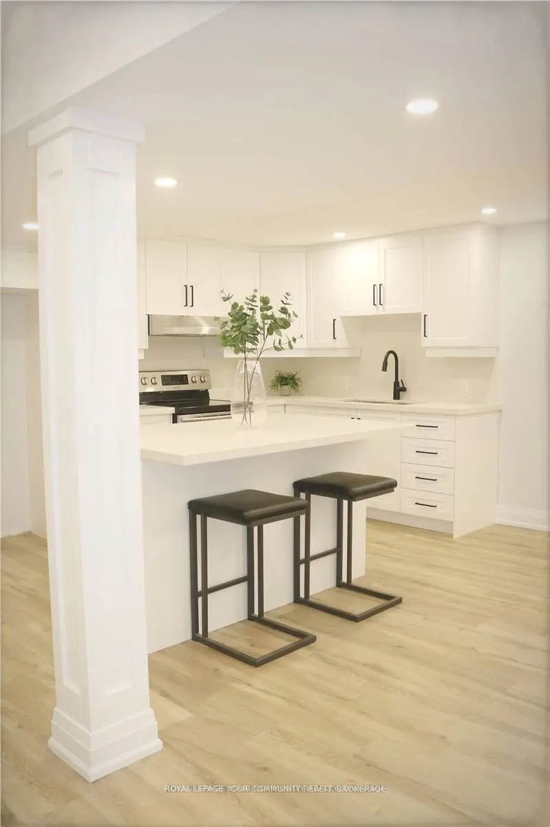 4 Norgrove Crescent, #Lower