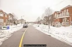 4 Tobermory Crescent, #Upper