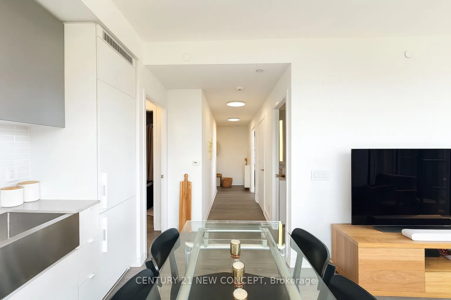 270 Dufferin Street, #608