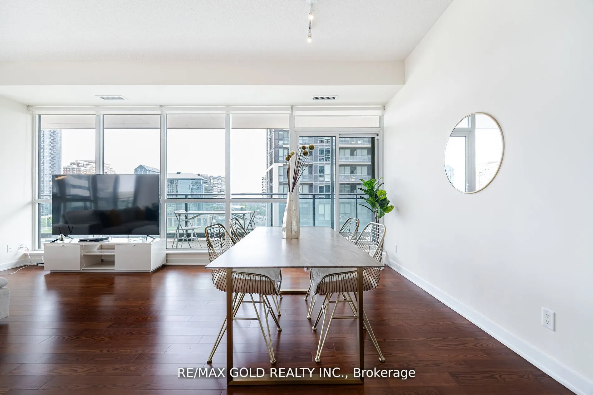 4070 Confederation Parkway, #607