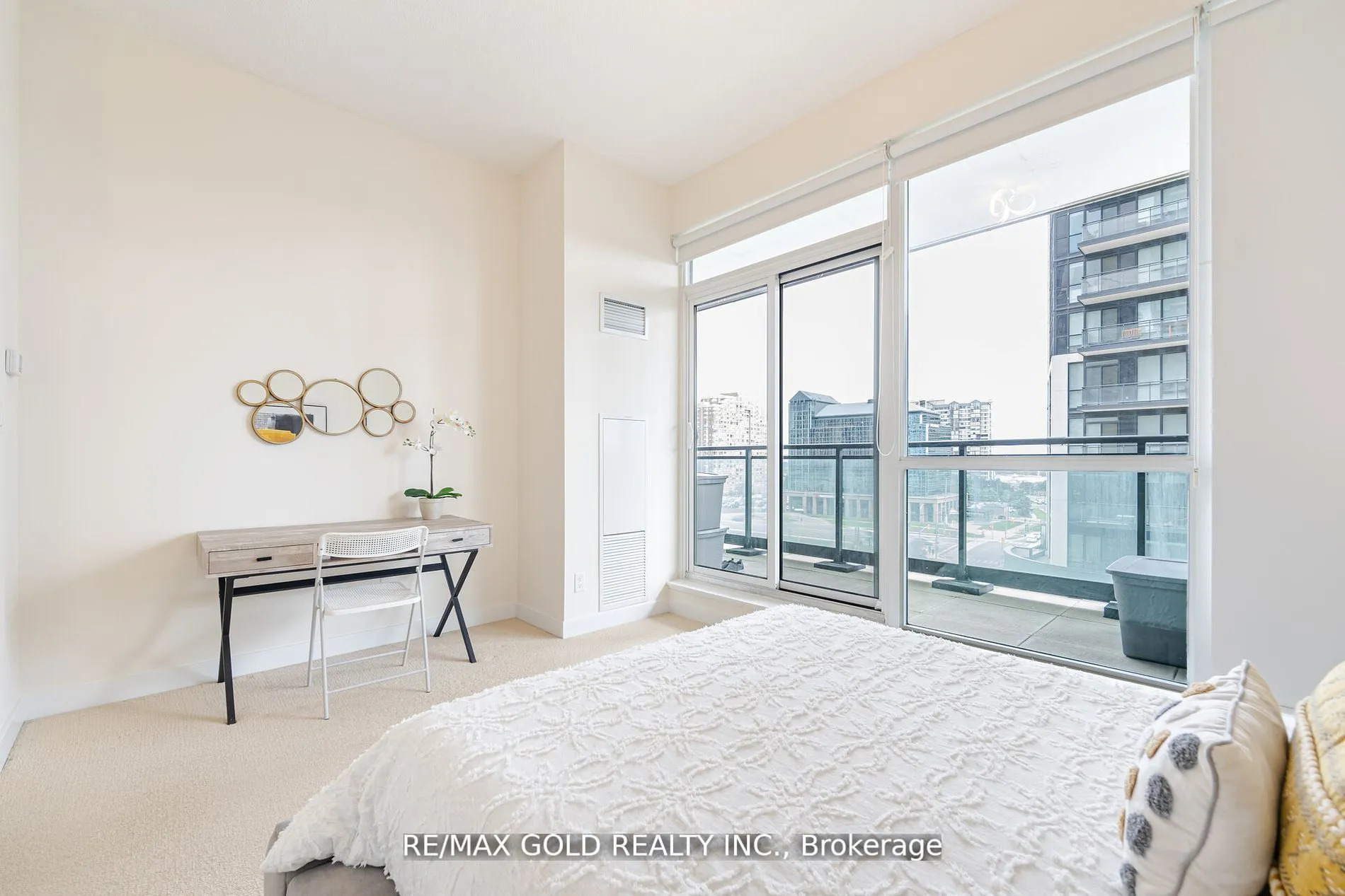 4070 Confederation Parkway, #607