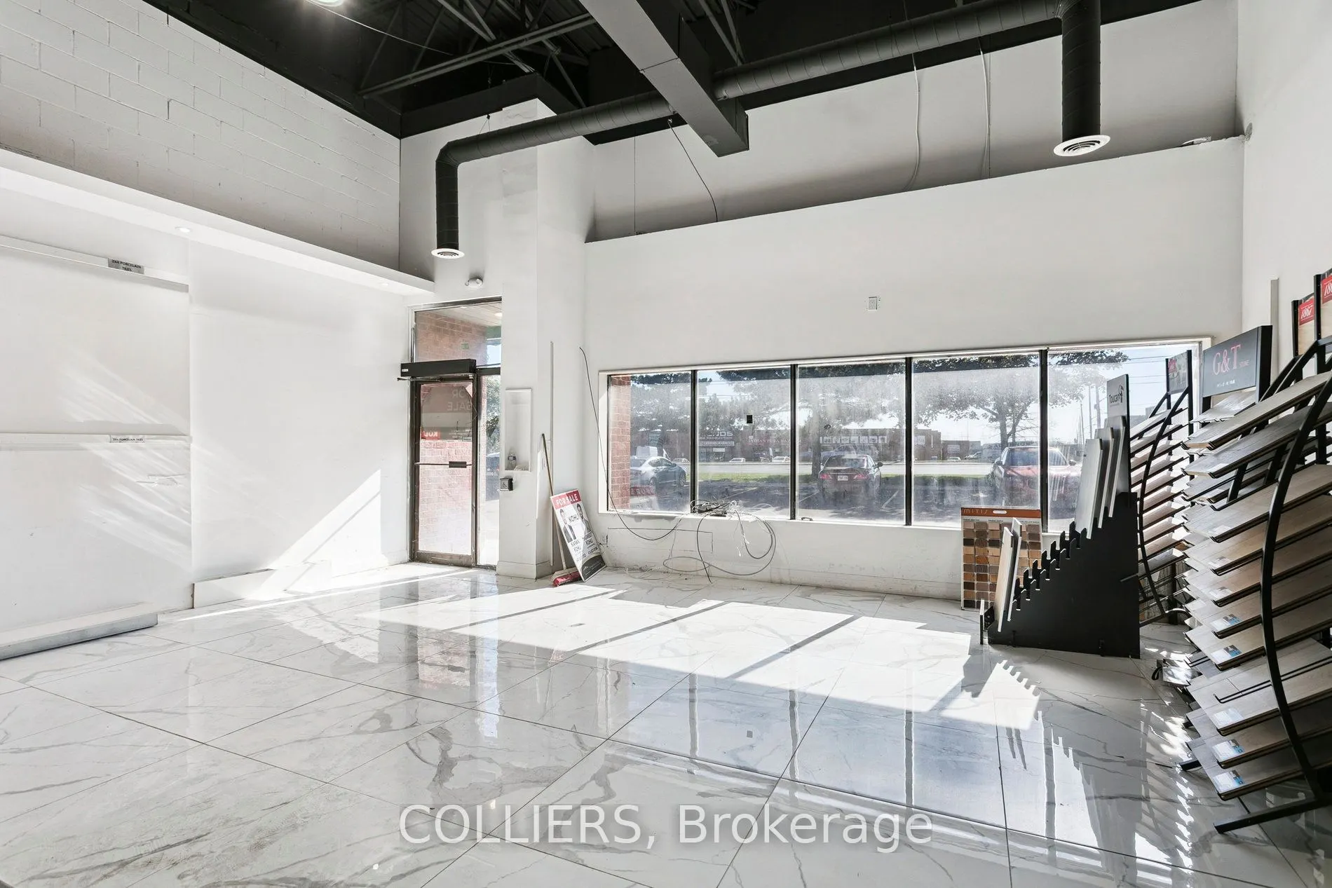 2074 Steeles Avenue E, #24