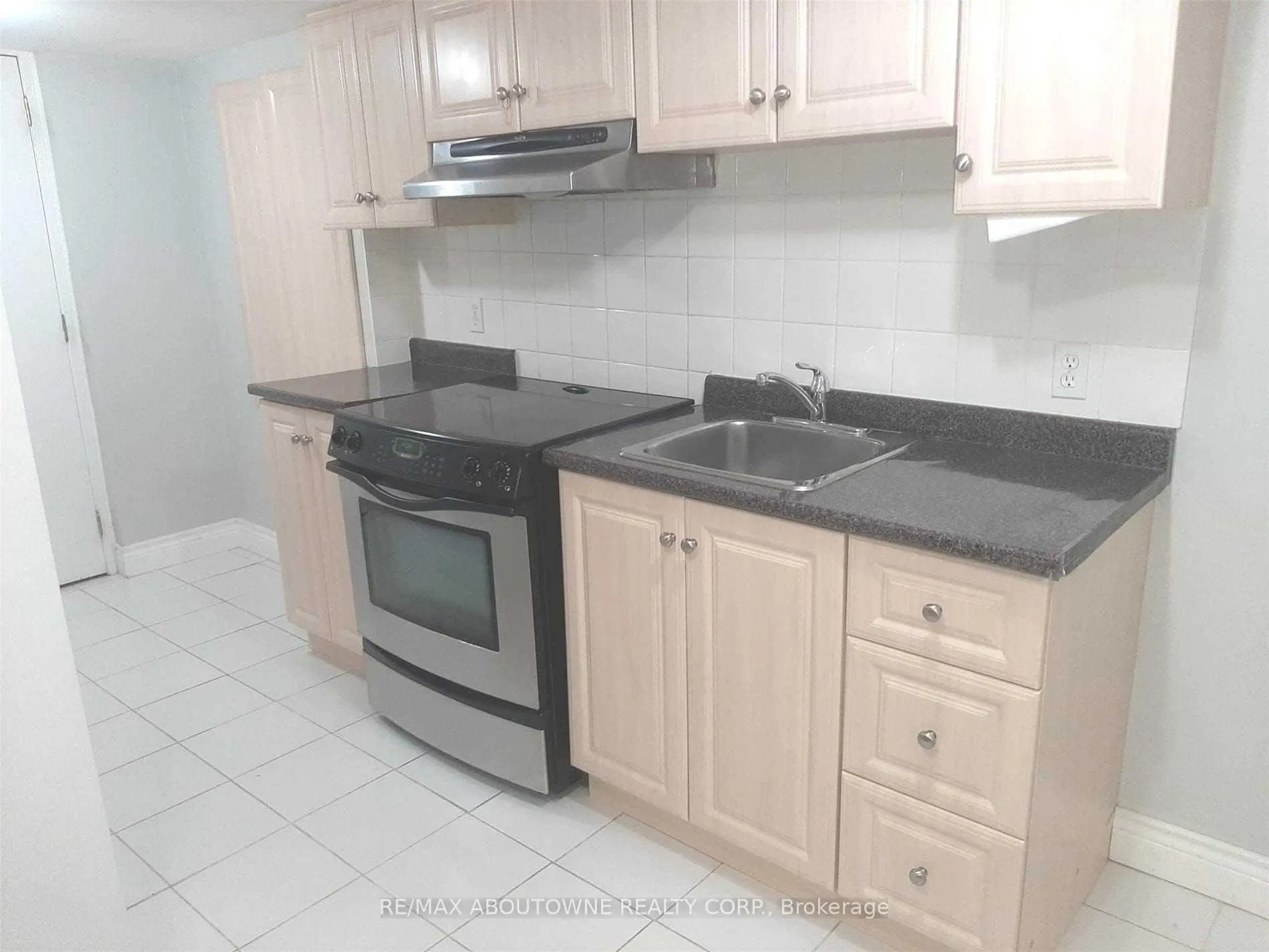 128 Breton Avenue, #Lower