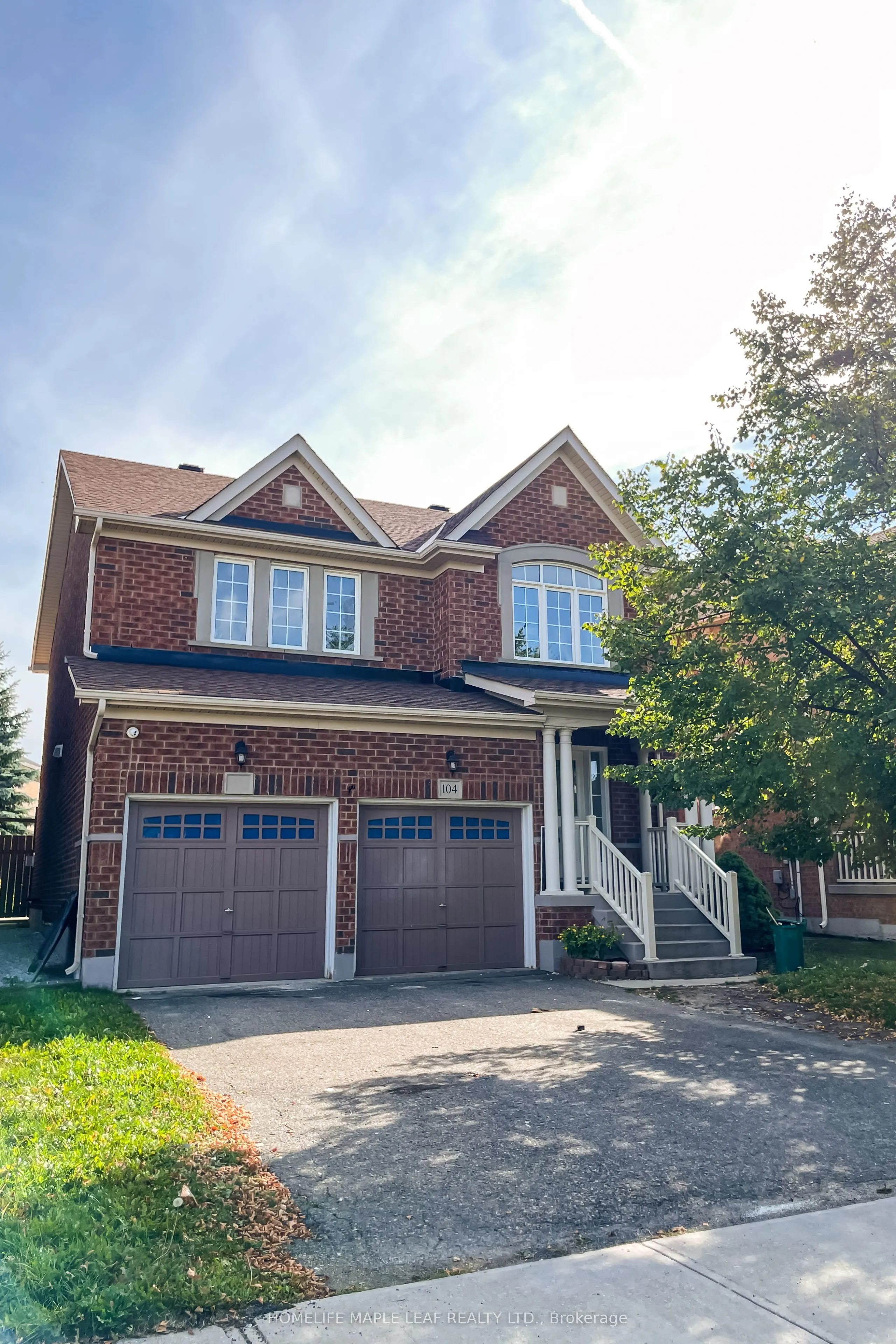 104 Crown Victoria Drive