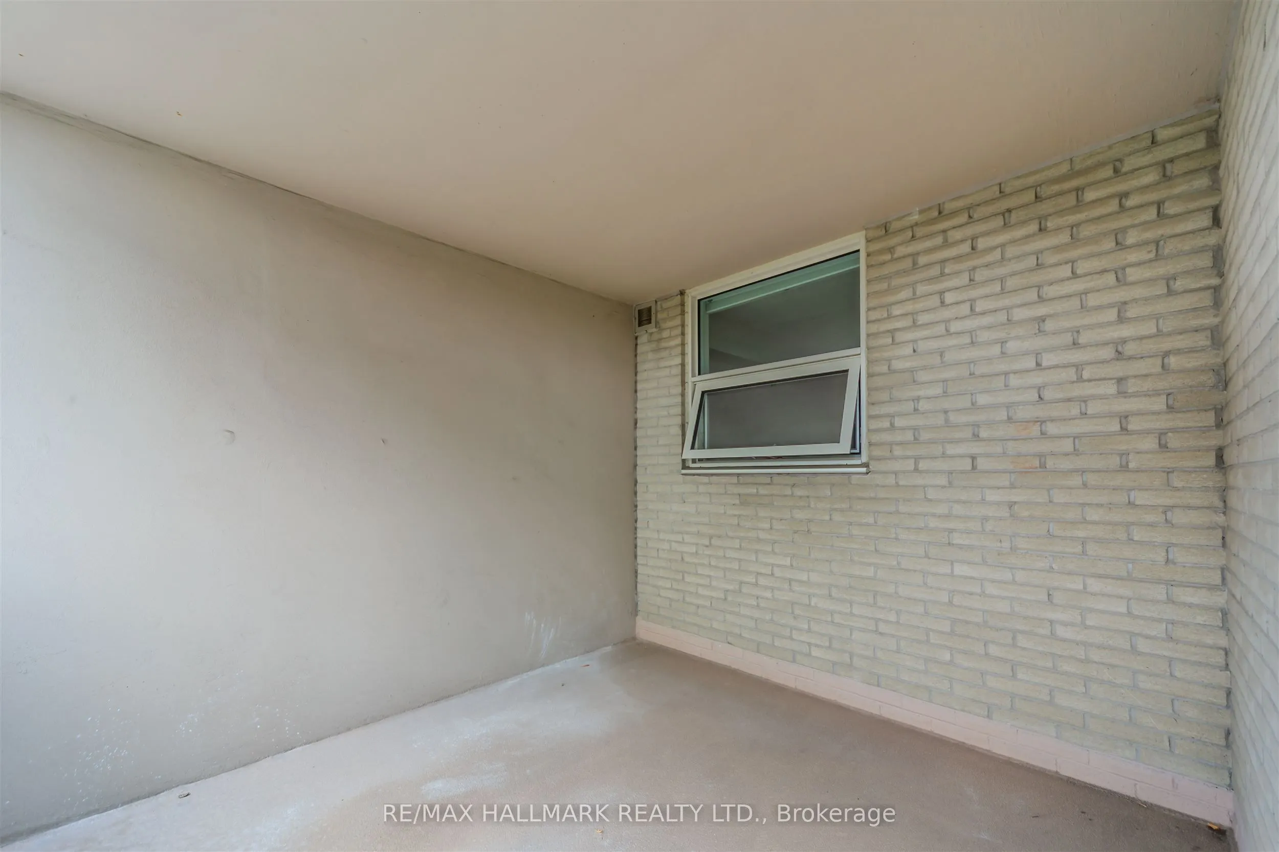 299 Mill Road, #406