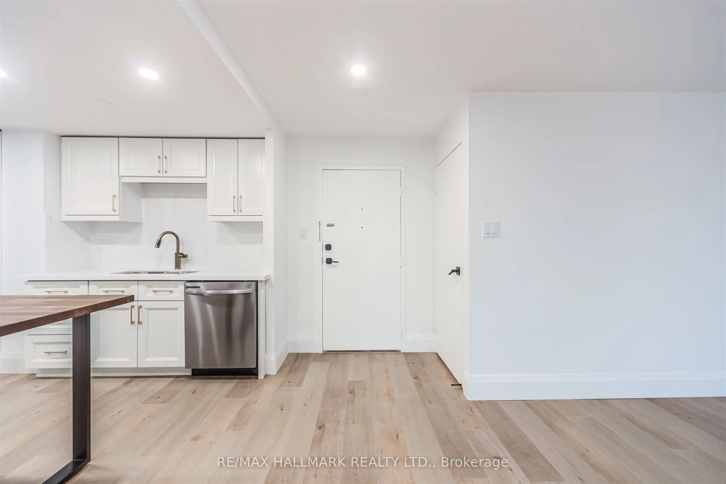 299 Mill Road, #406