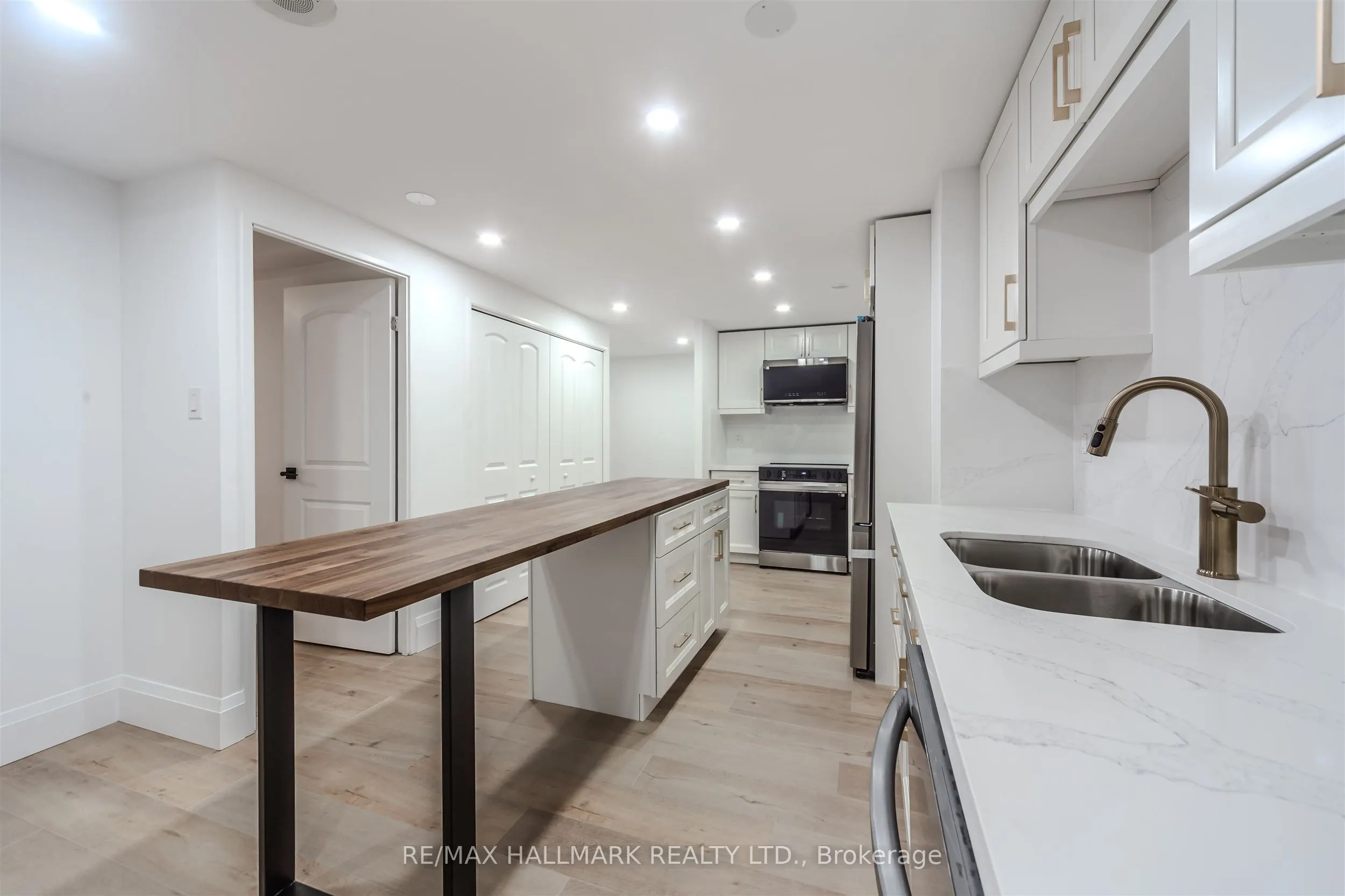 299 Mill Road, #406