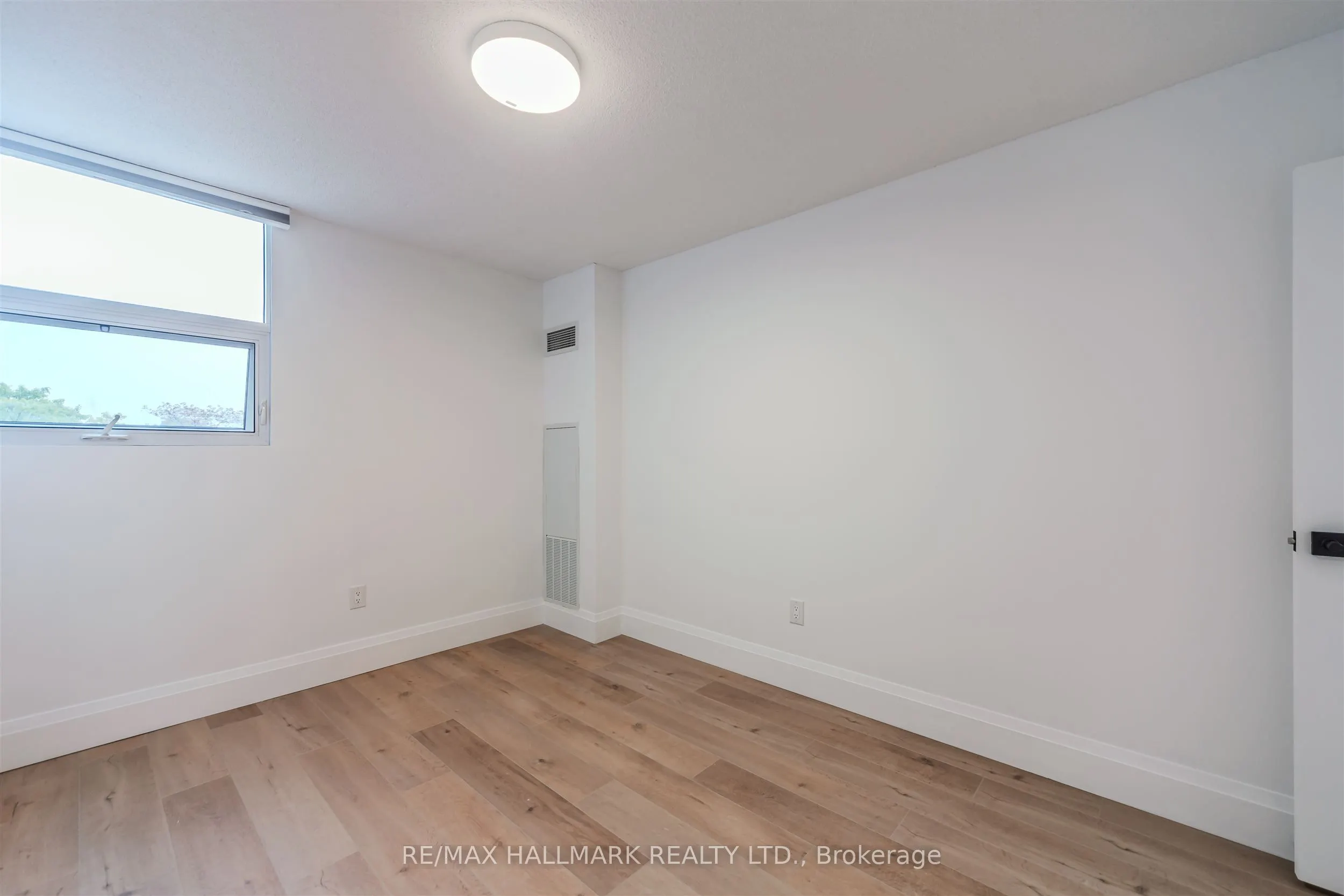 299 Mill Road, #406
