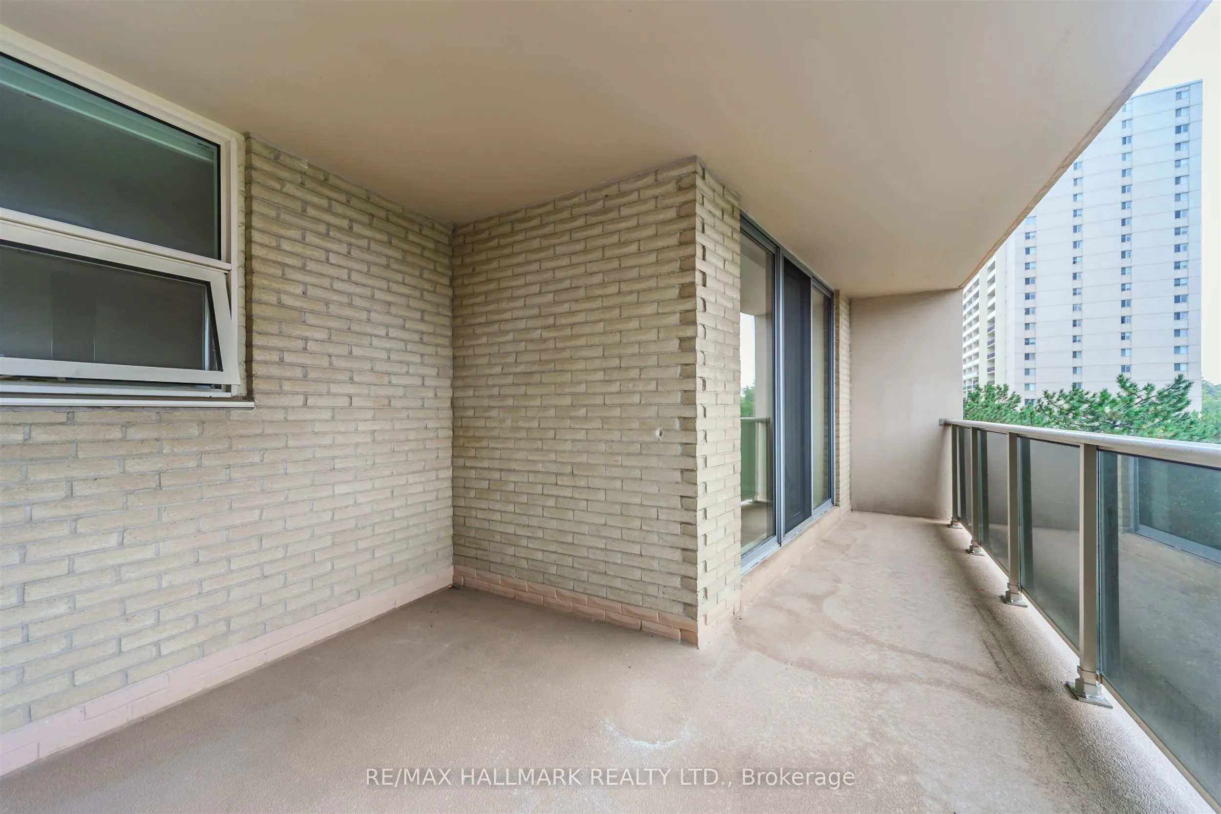 299 Mill Road, #406