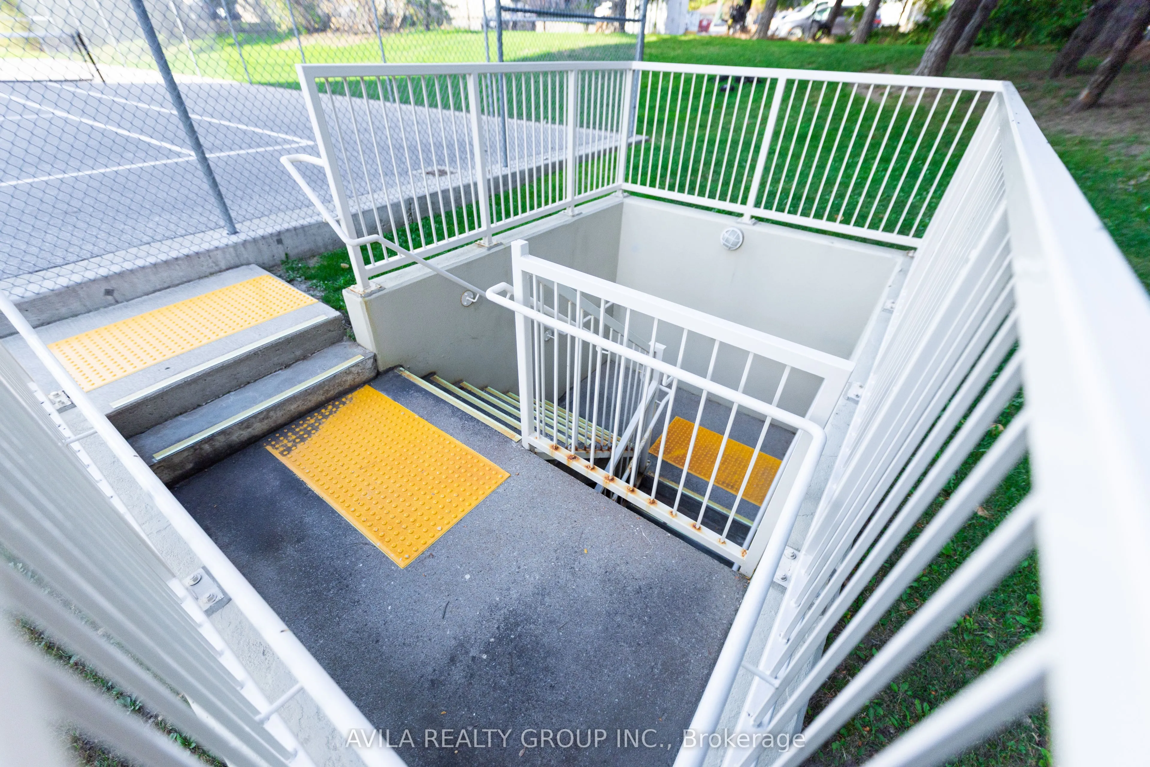 3077 Weston Road, #1905