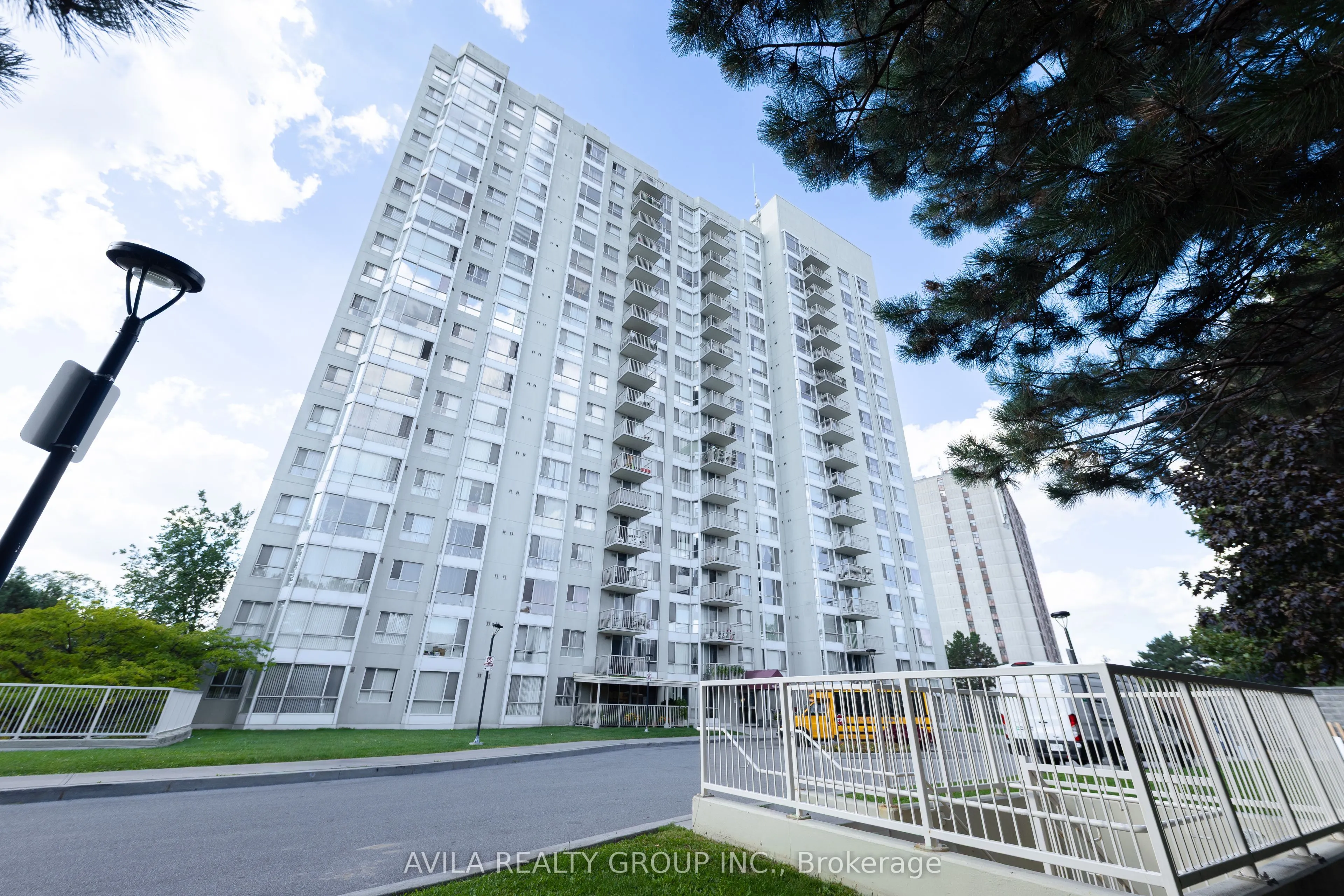 3077 Weston Road, #1905