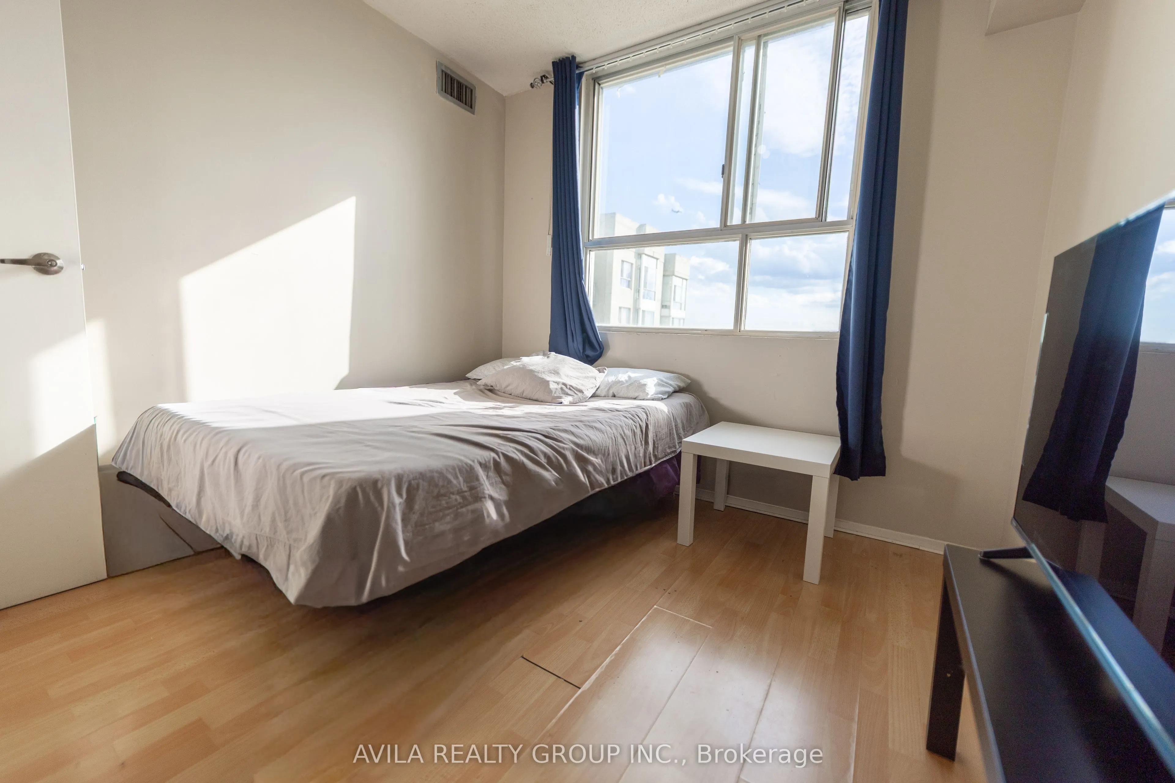 3077 Weston Road, #1905