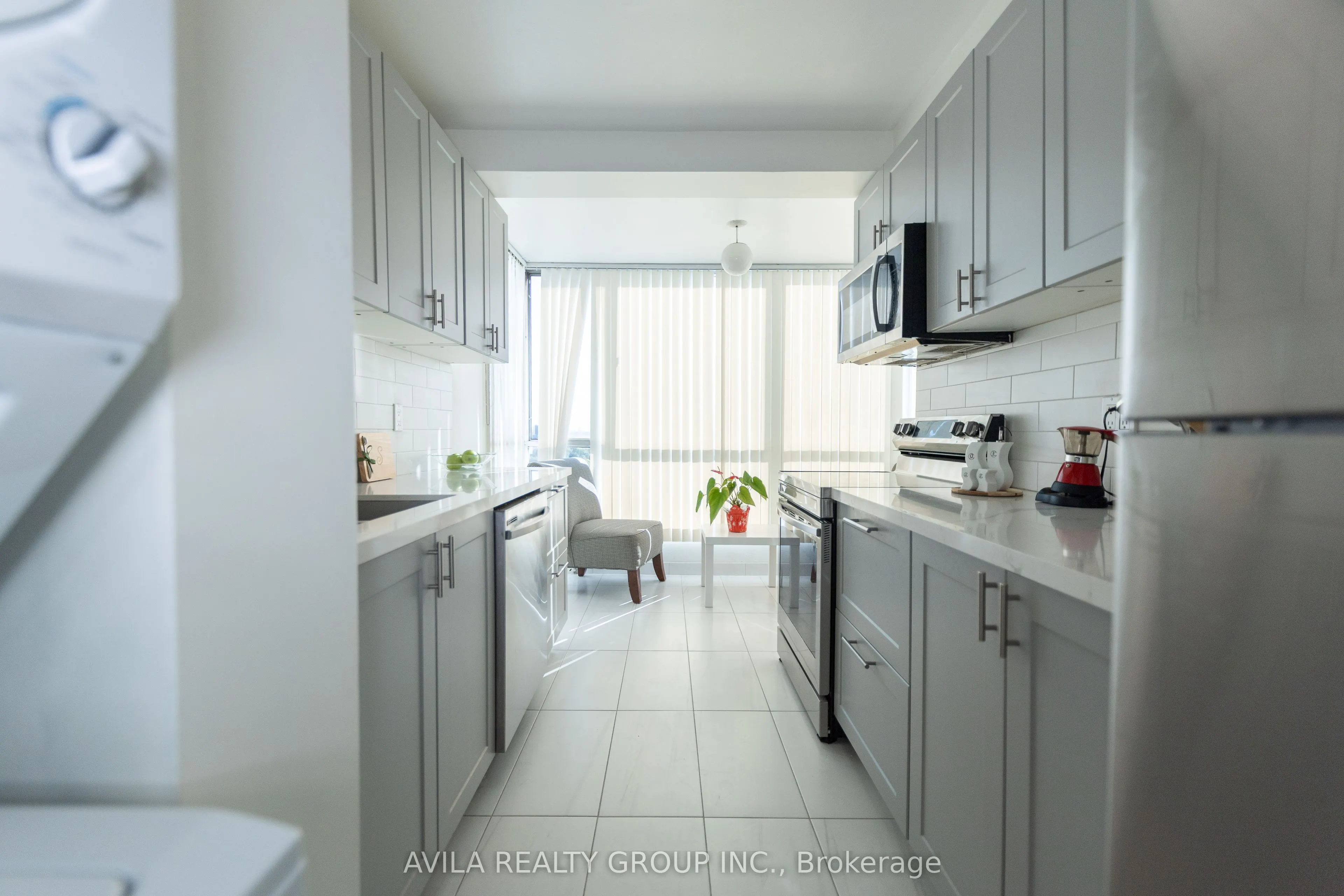 3077 Weston Road, #1905