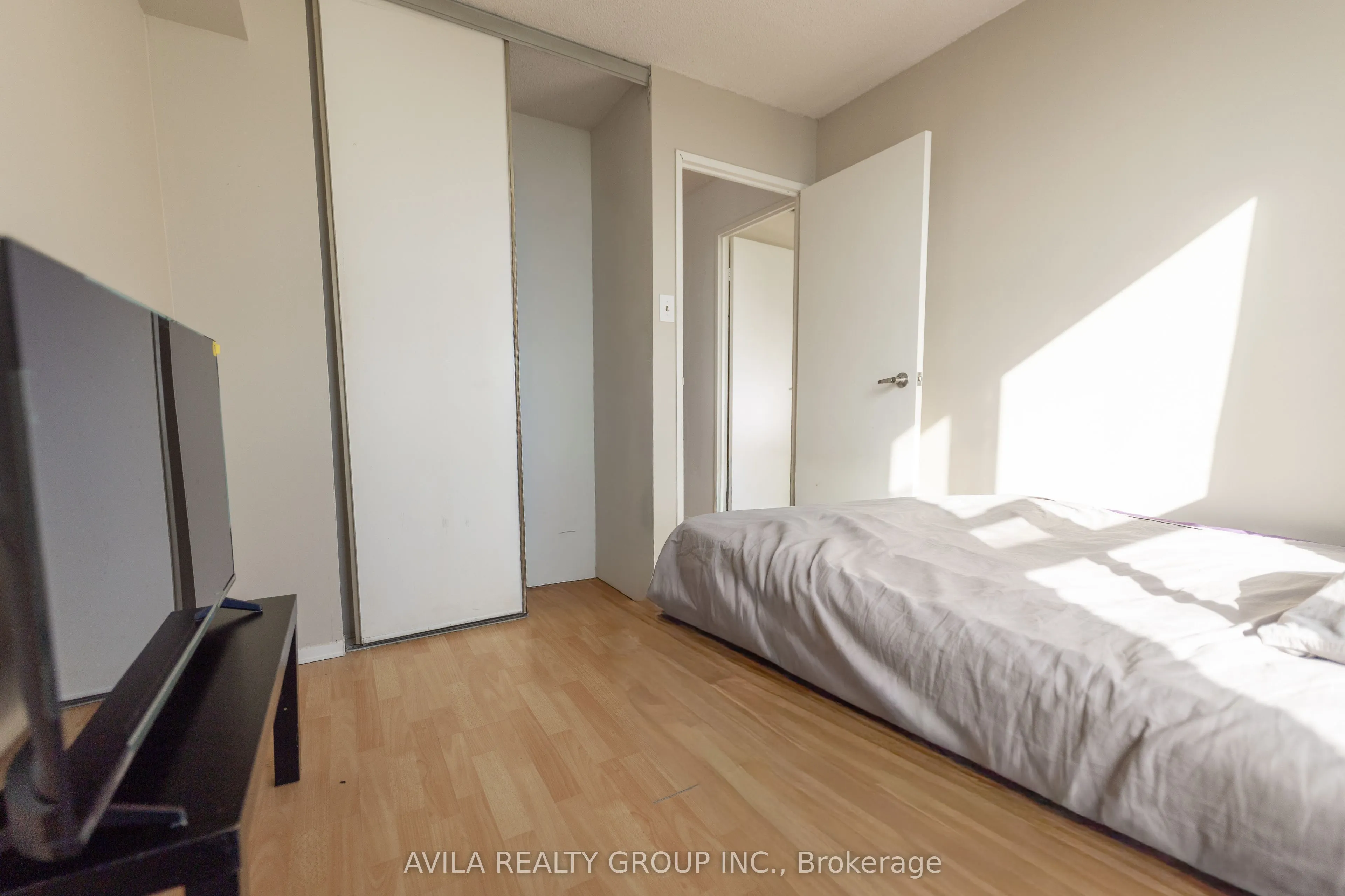 3077 Weston Road, #1905