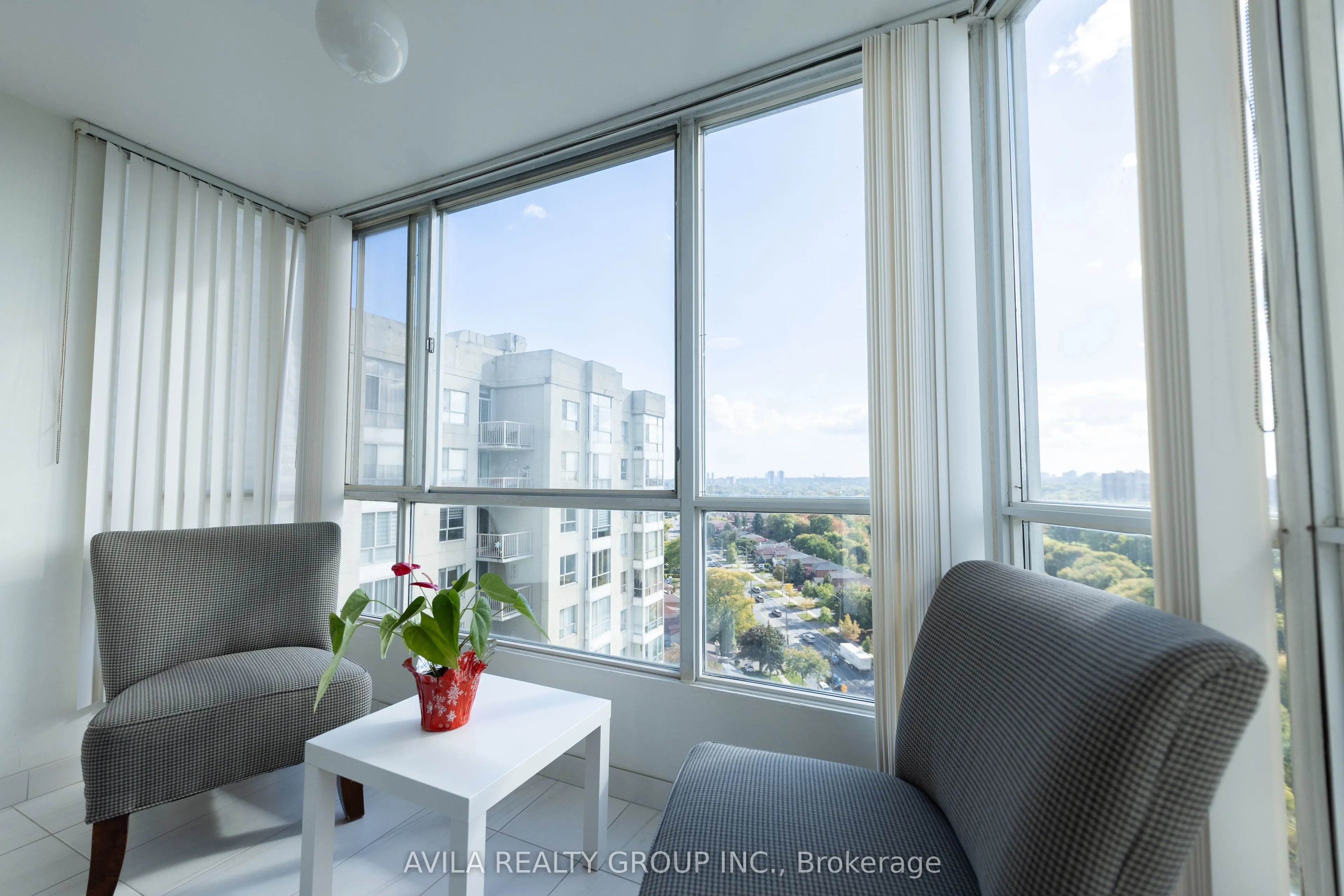 3077 Weston Road, #1905