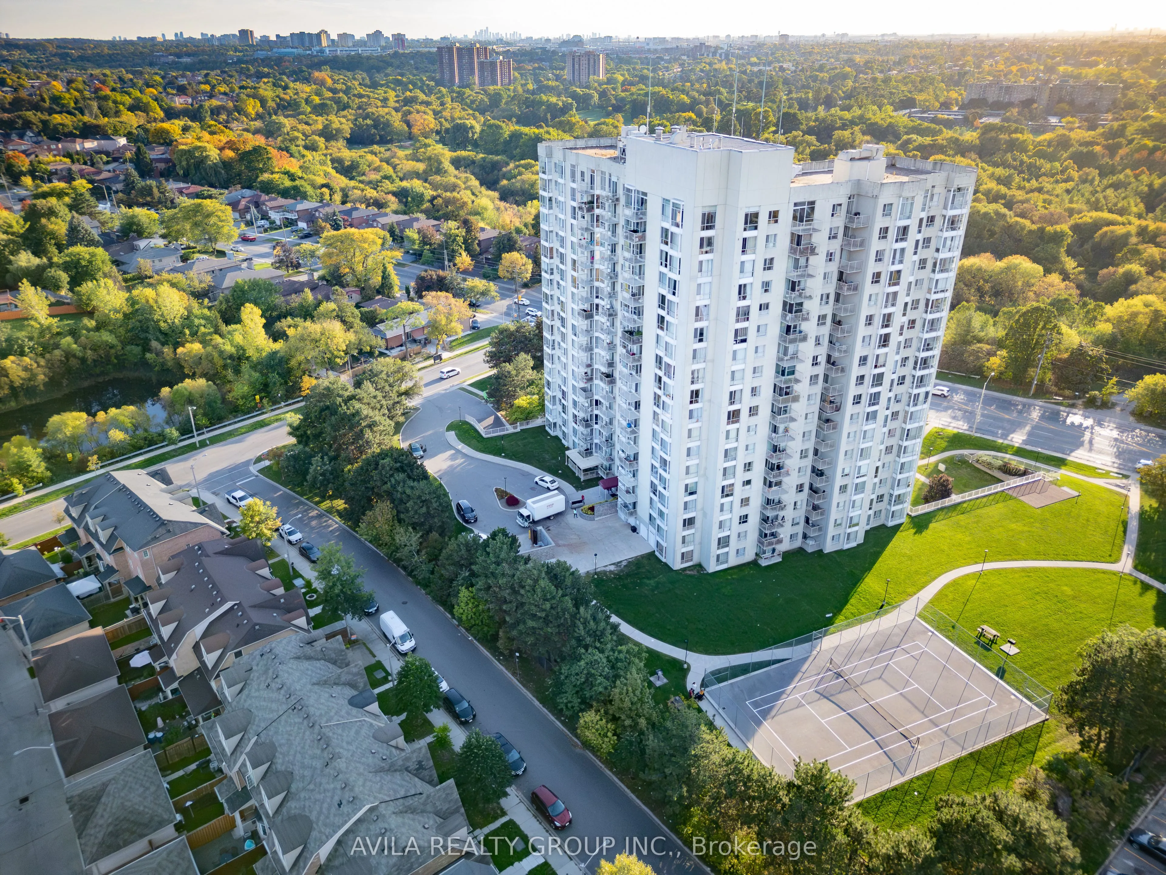 3077 Weston Road, #1905
