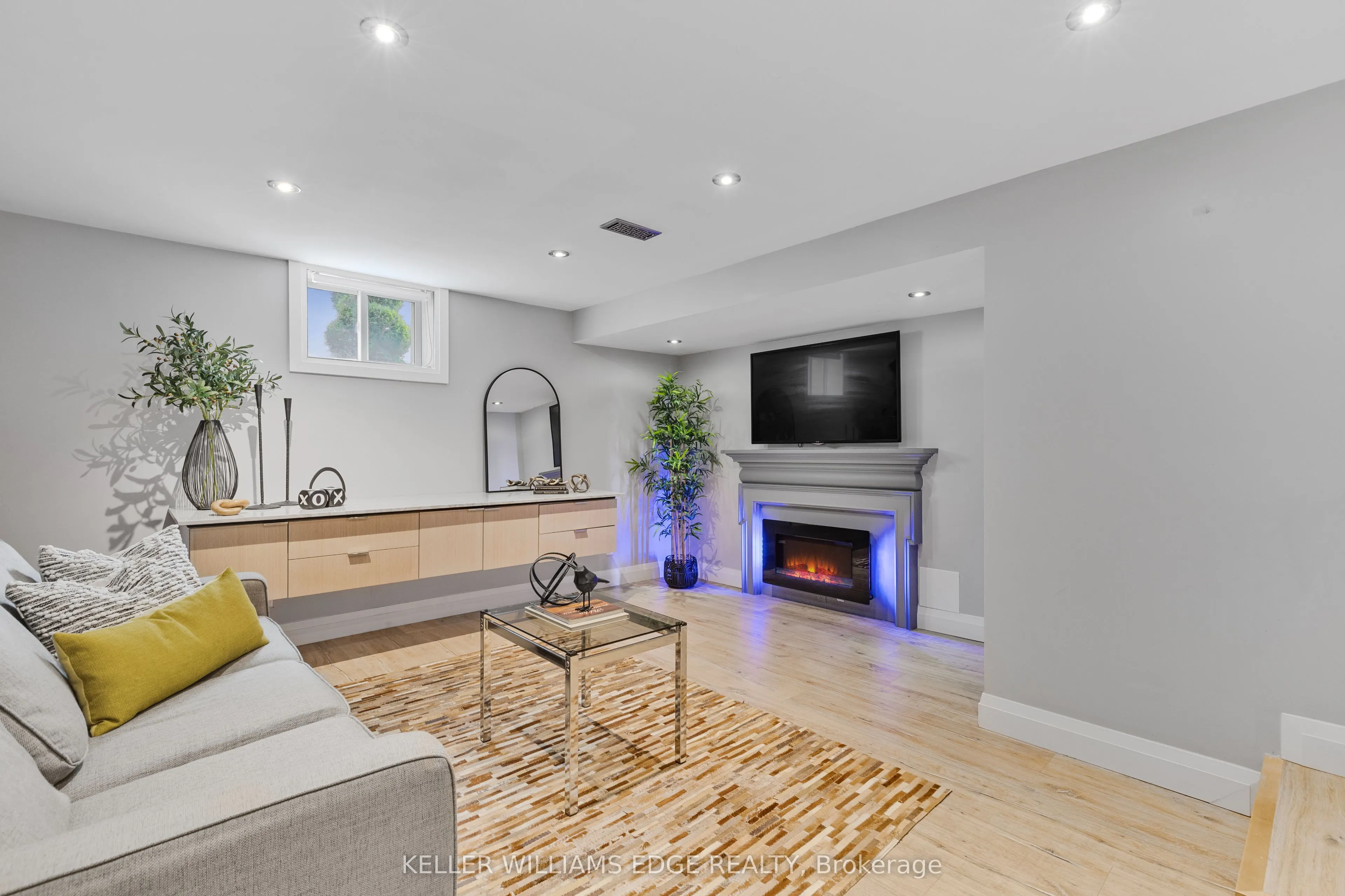2517 Constable Road