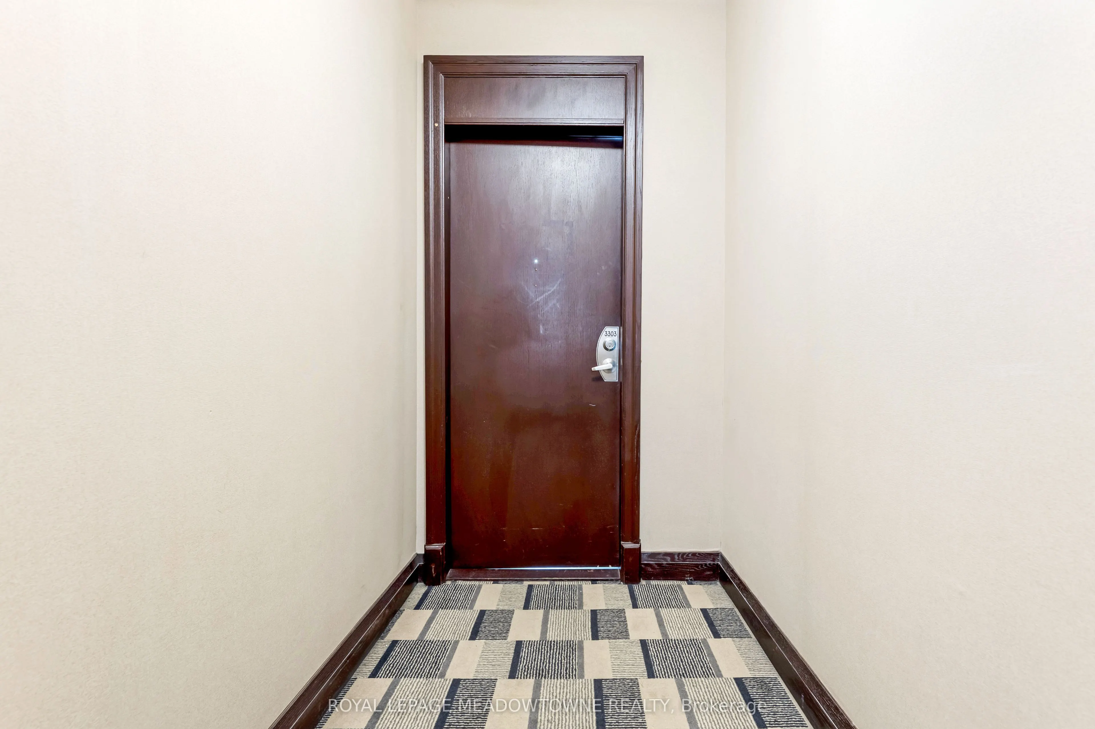 208 Enfield Place, #3303