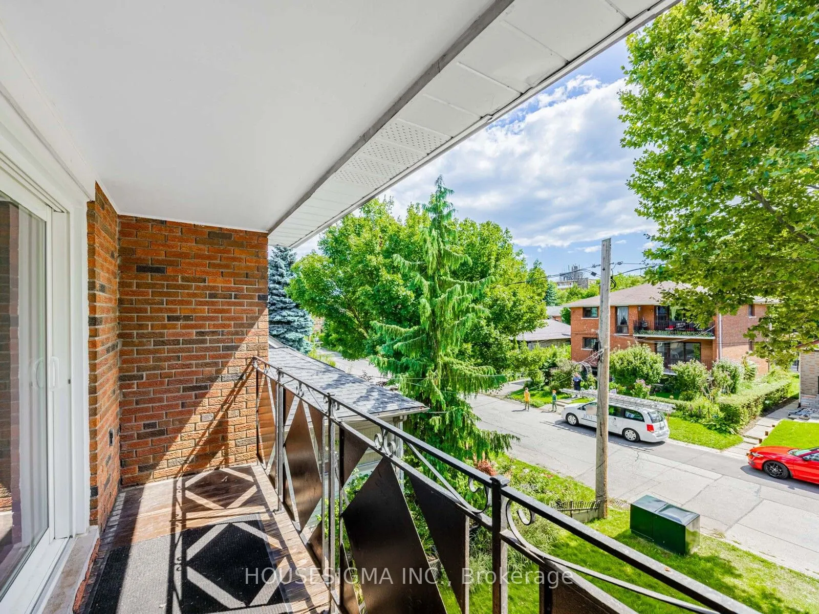 16 Muskoka Avenue, #Unit 2