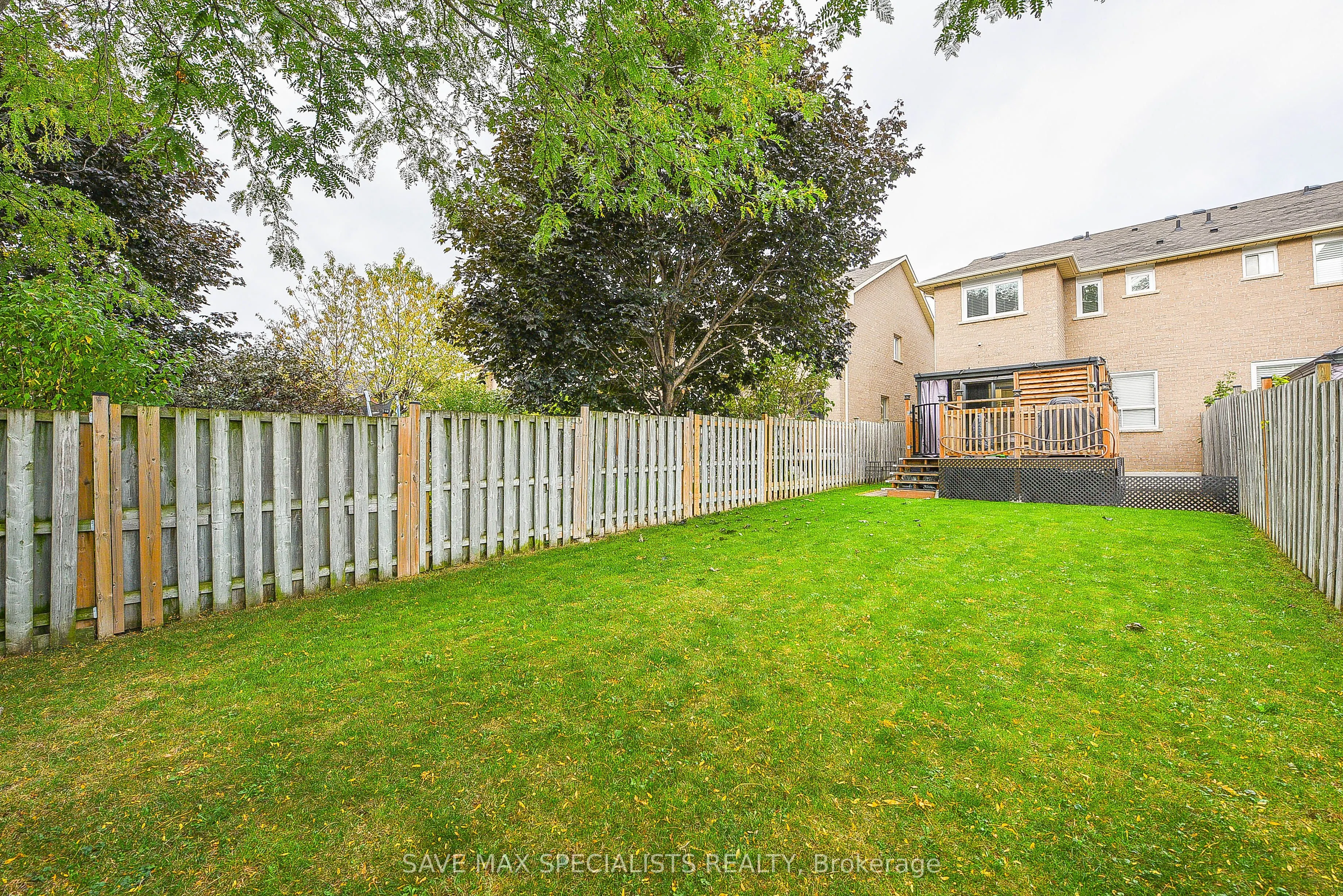 614 Lumberton Crescent