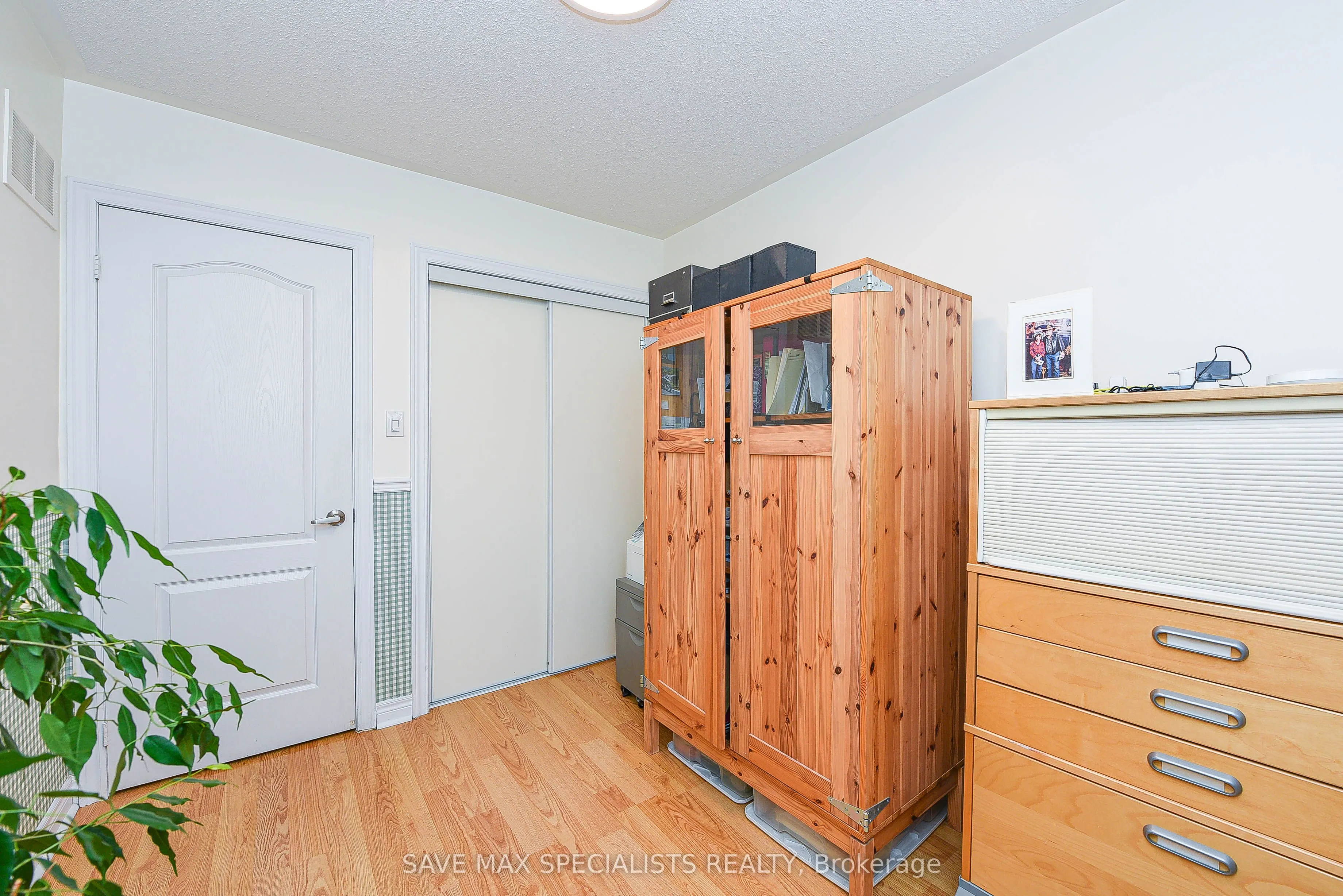 614 Lumberton Crescent