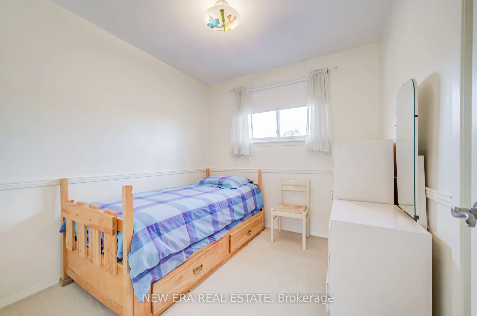 5 Burnhamill Place
