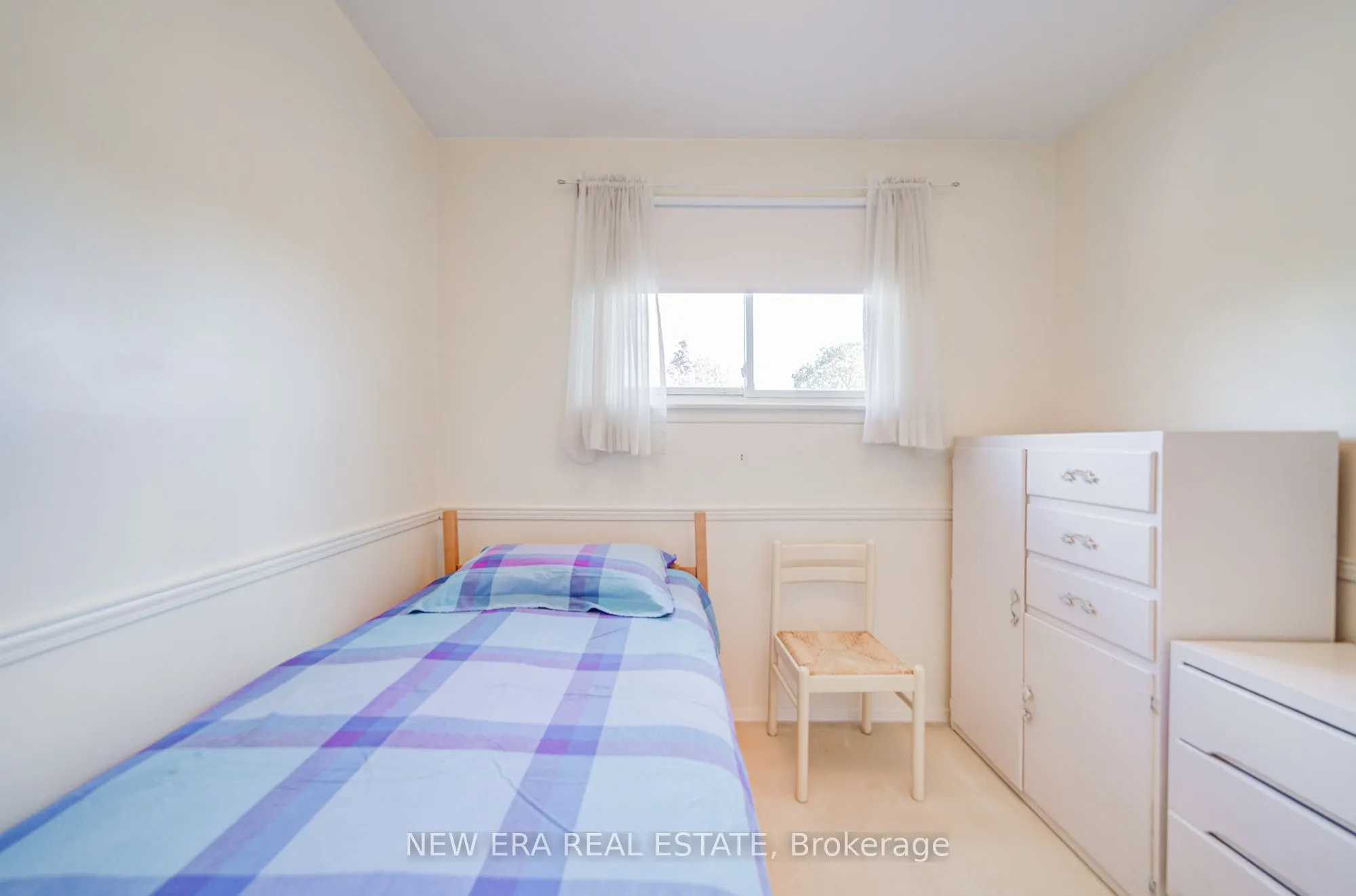 5 Burnhamill Place