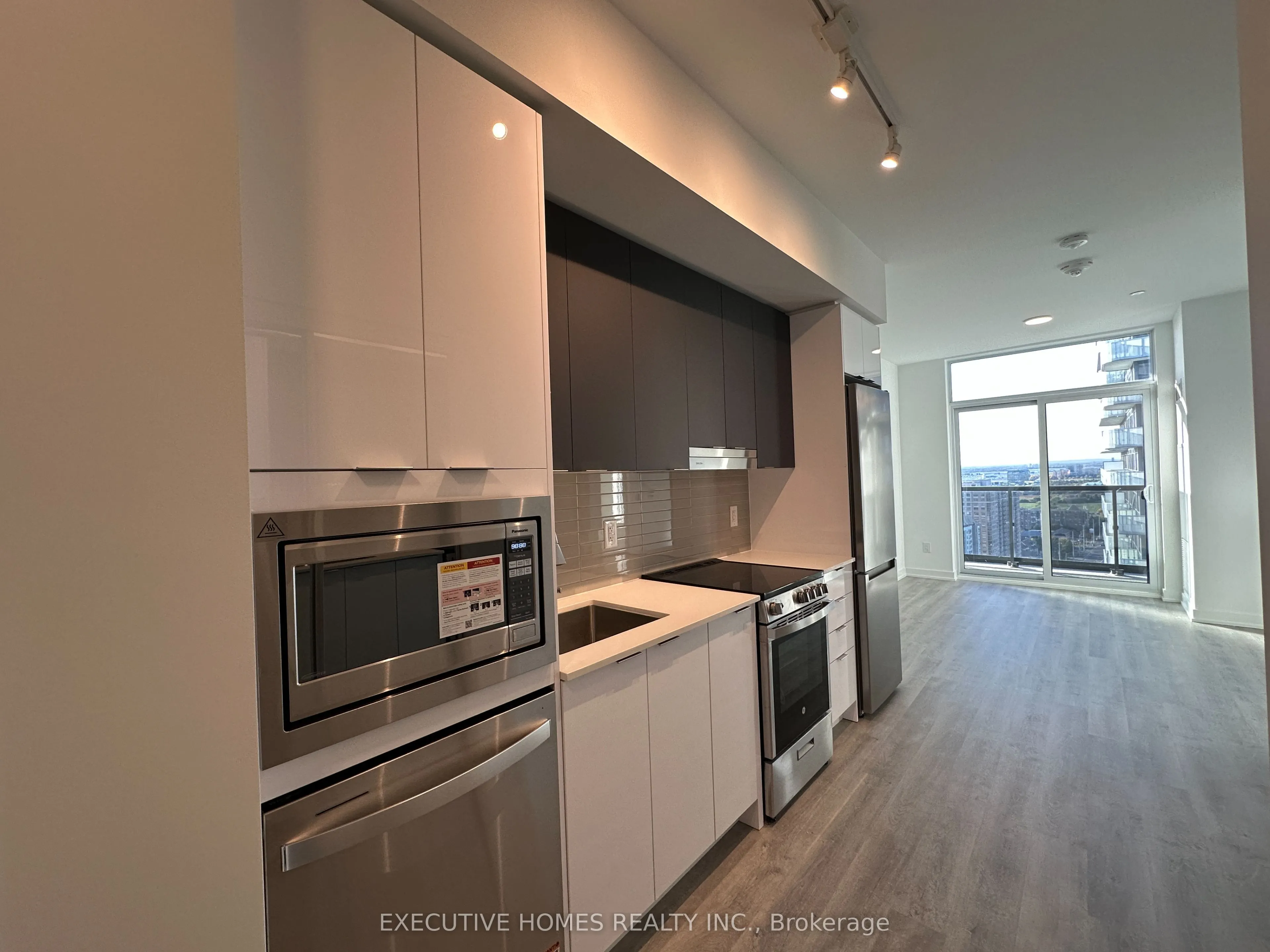 5105 Hurontario Street, #2510