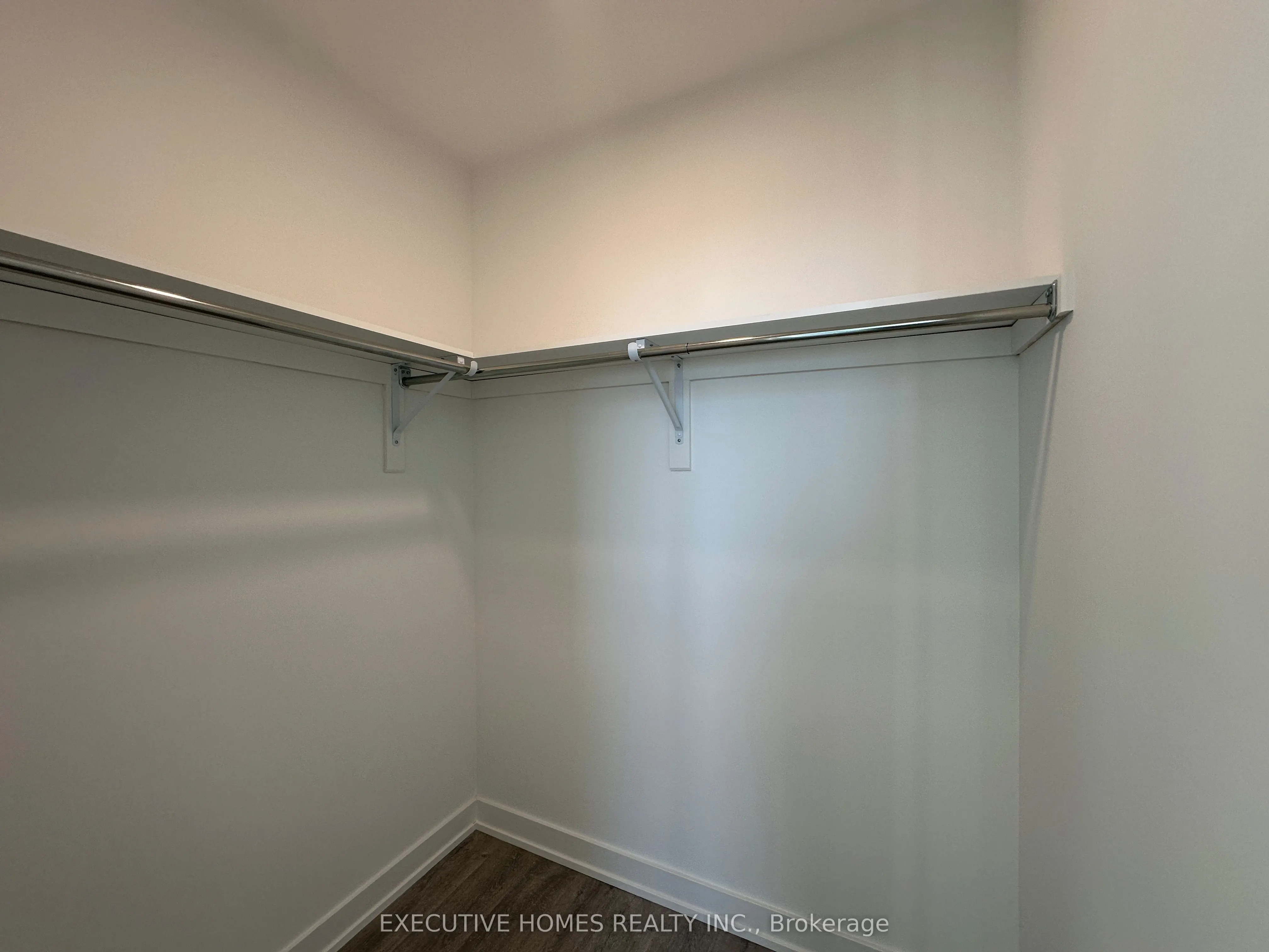 5105 Hurontario Street, #2510