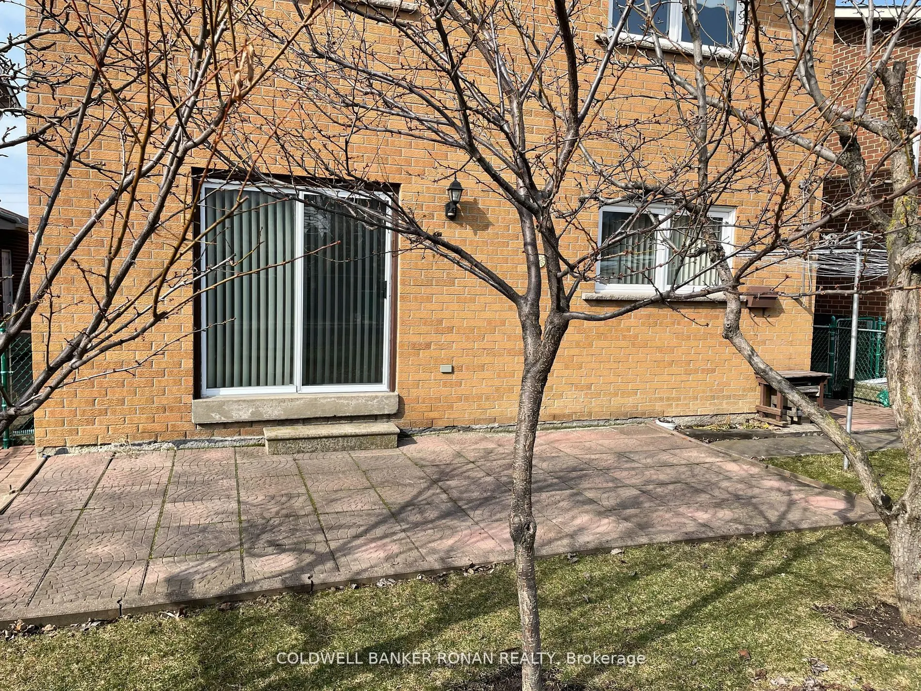 74 Minglehaze Drive