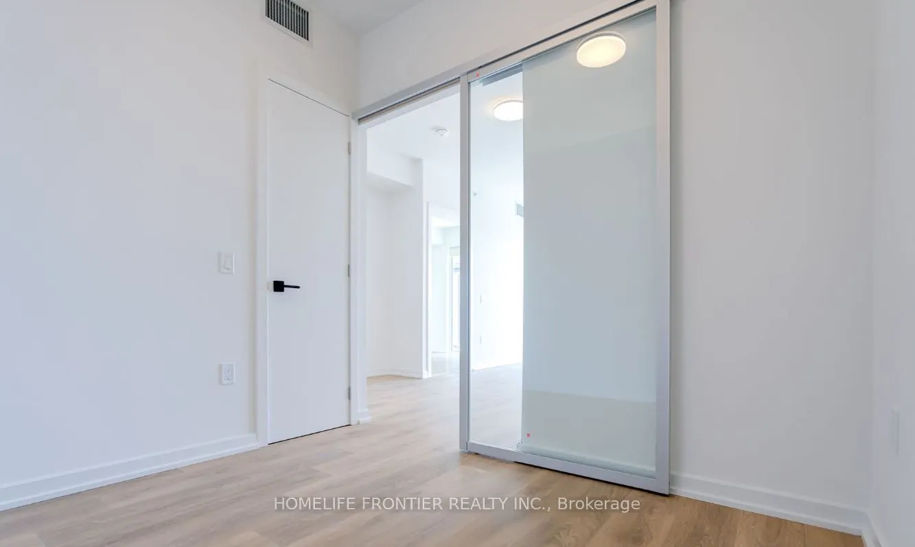 1285 Dupont Street, #1702