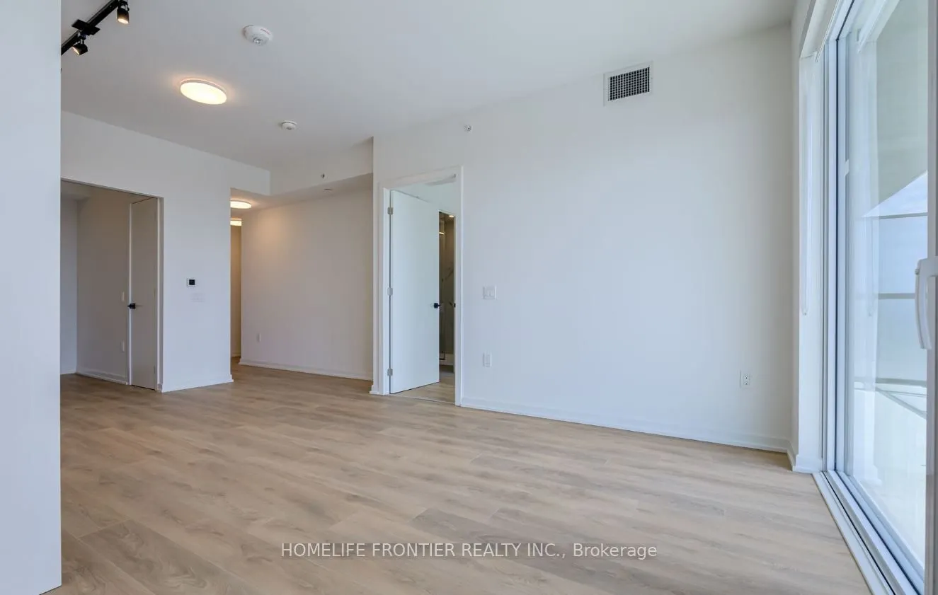 1285 Dupont Street, #1702