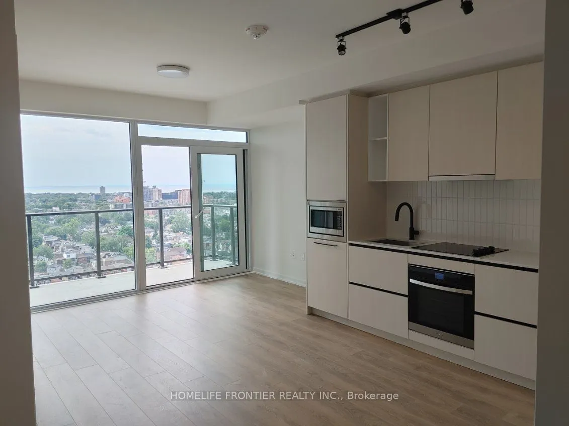 1285 Dupont Street, #1702