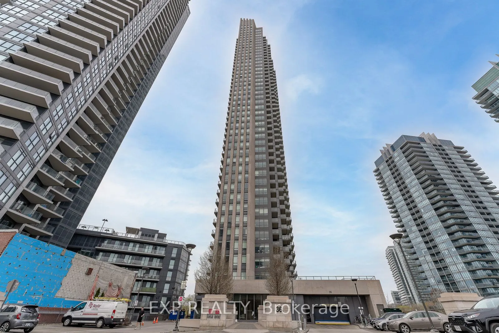 36 Park Lawn Road W, #1601