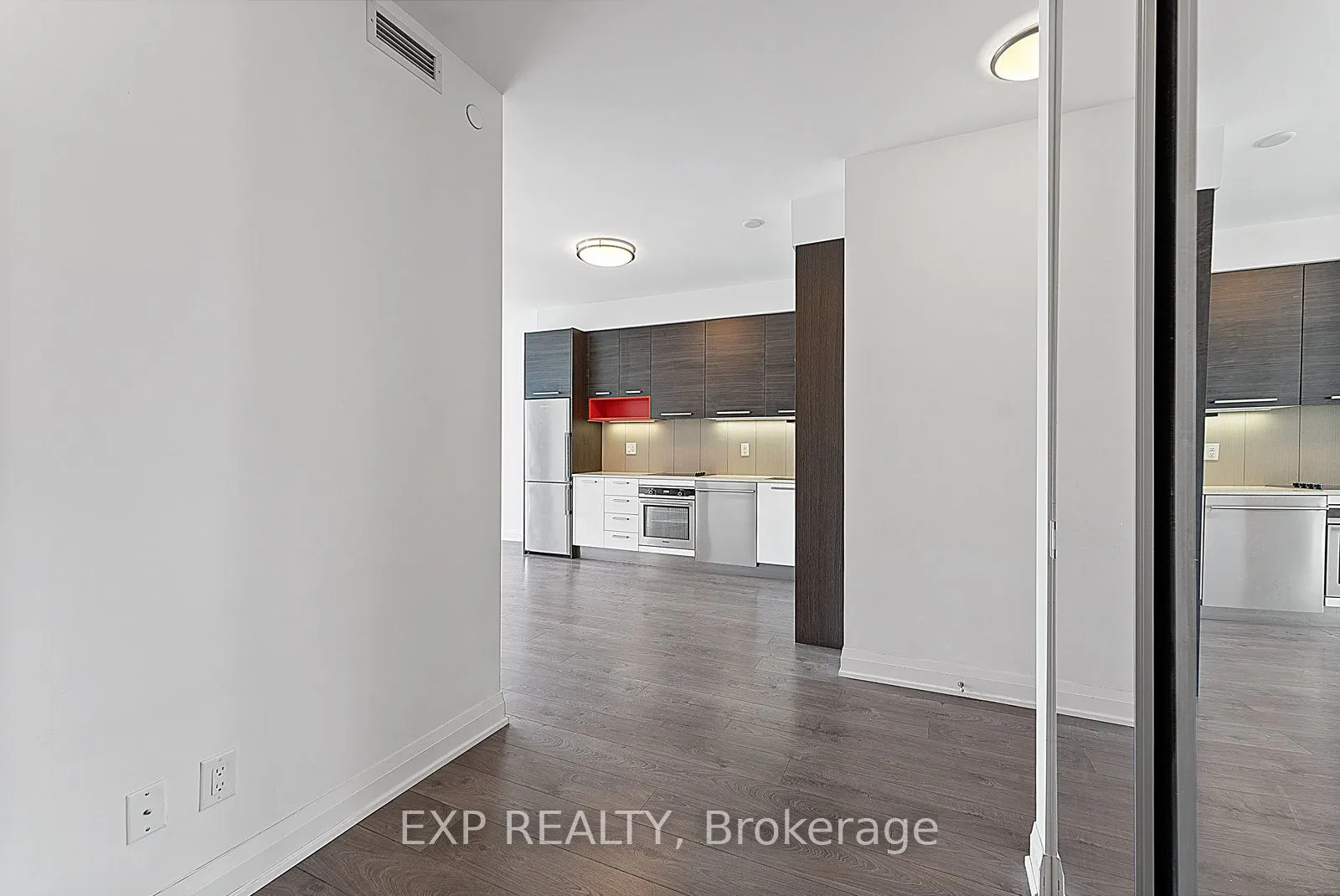 36 Park Lawn Road W, #1601