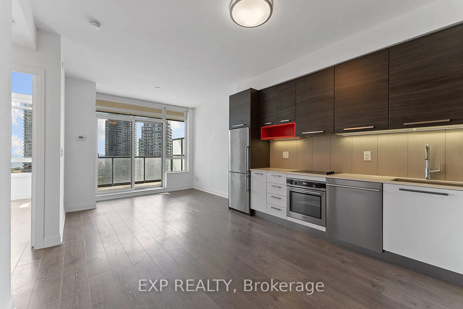 36 Park Lawn Road W, #1601