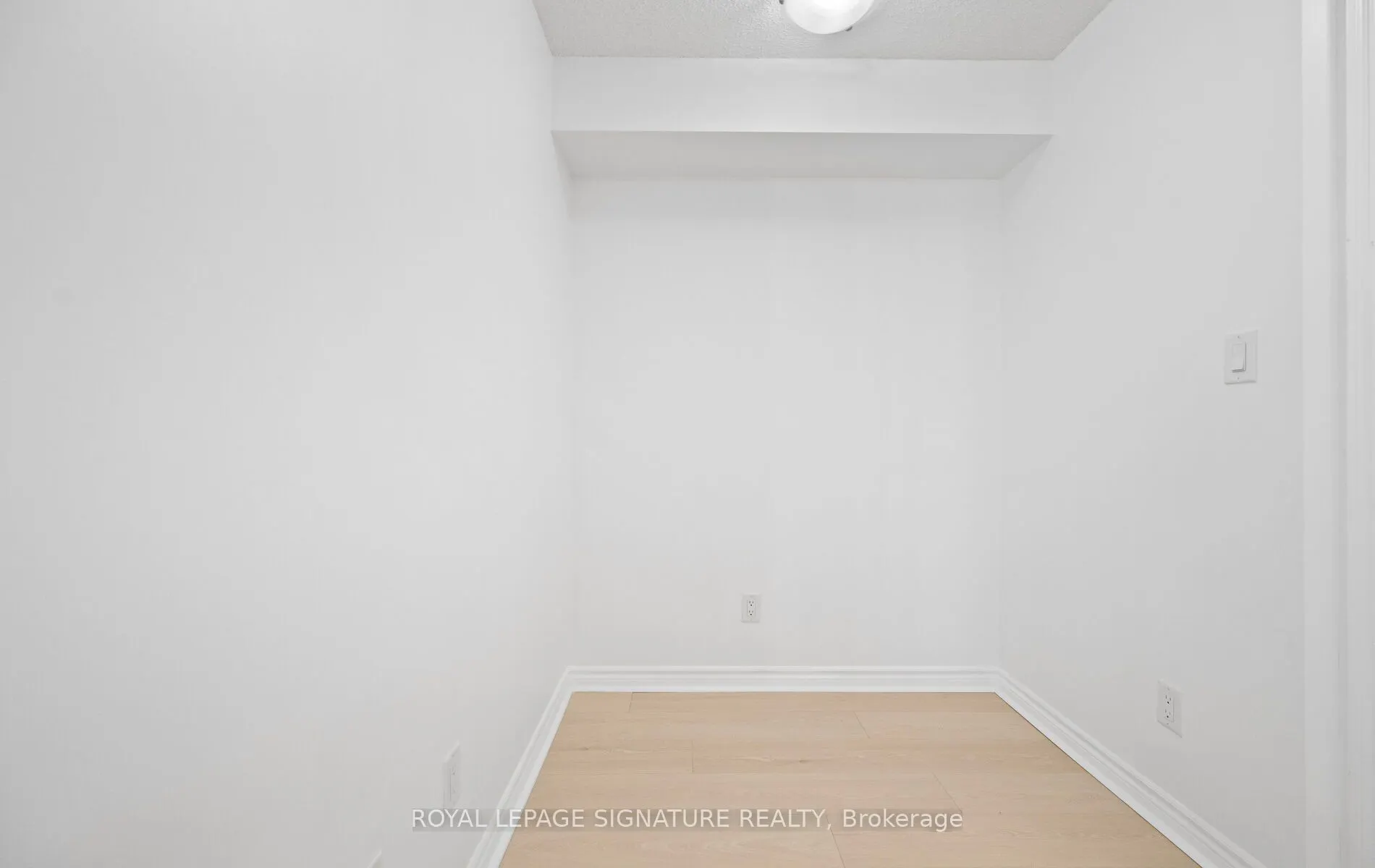 3880 Duke Of York Boulevard, #1508
