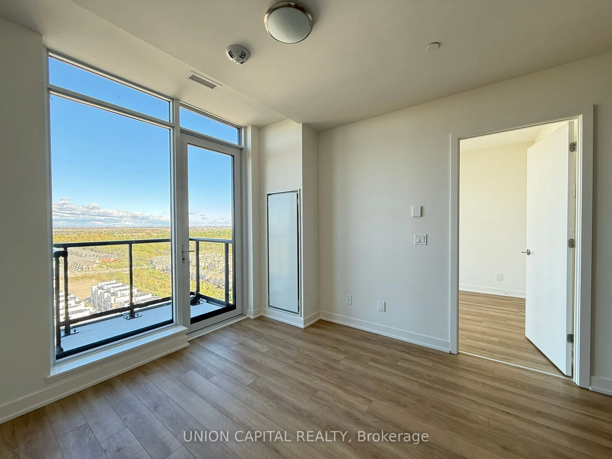 3079 Trafalgar Road, #2006