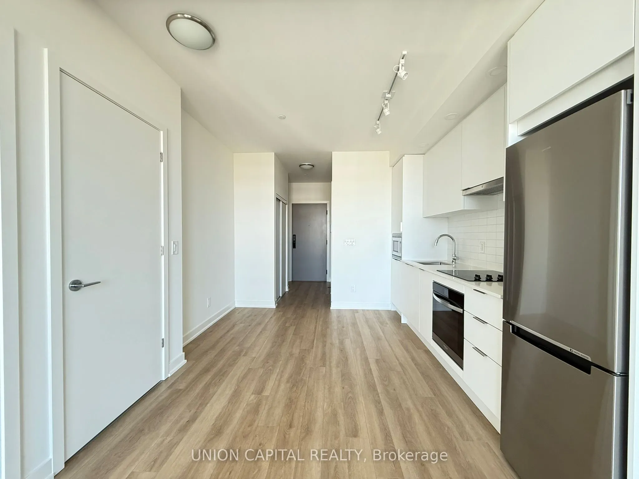 3079 Trafalgar Road, #2006