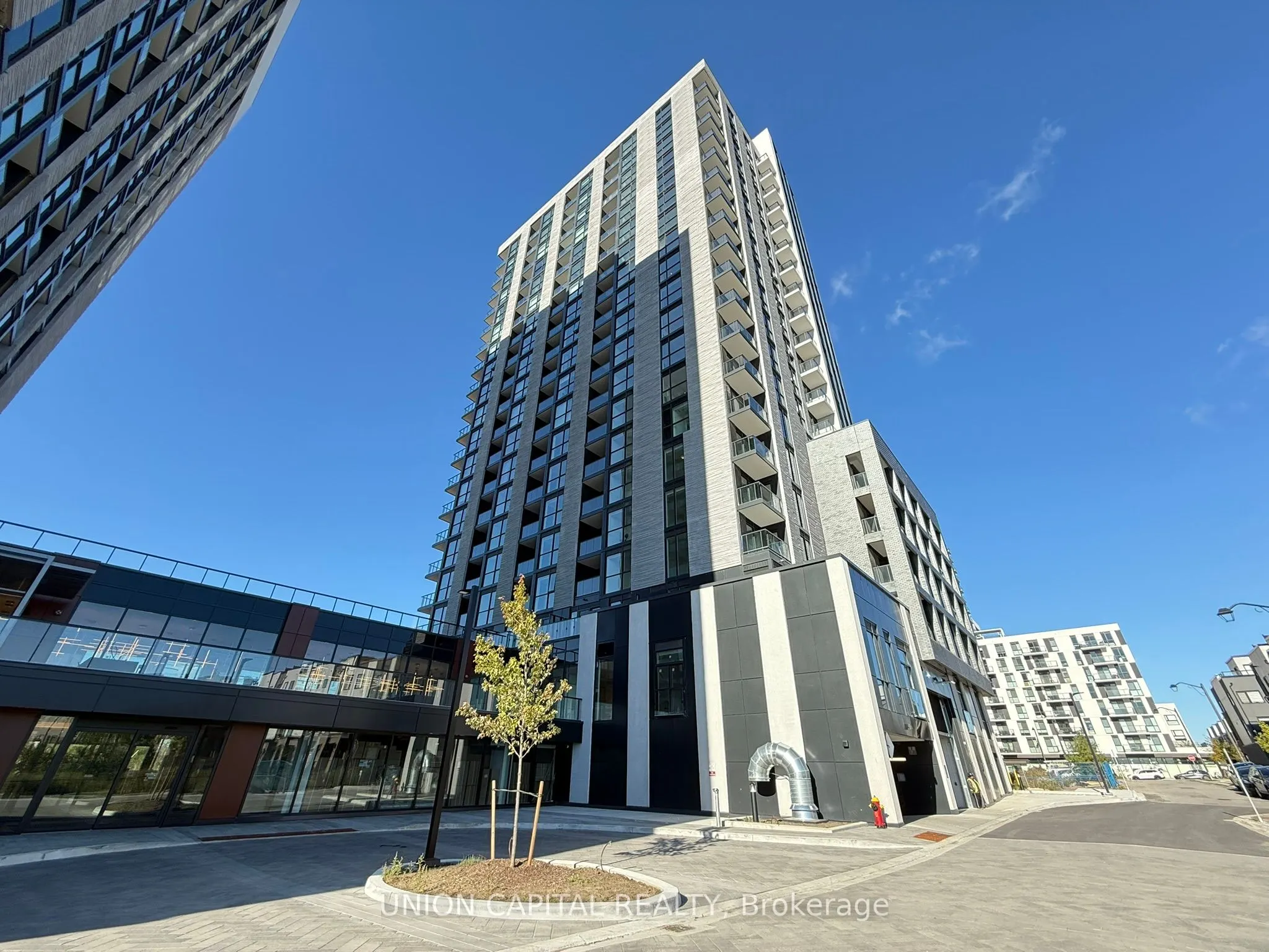 3079 Trafalgar Road, #2006