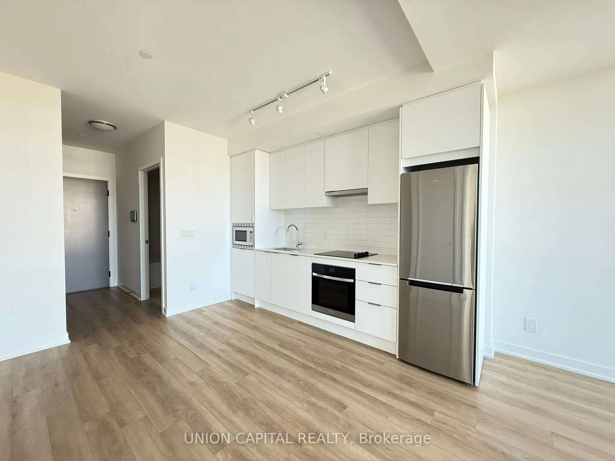 3079 Trafalgar Road, #2006