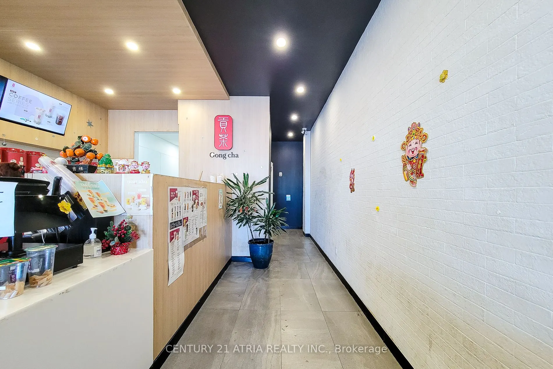 3450 Dundas Street E