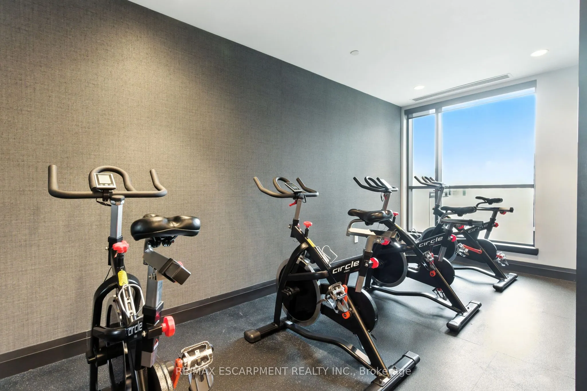 470 Gordon Krantz Avenue, #404