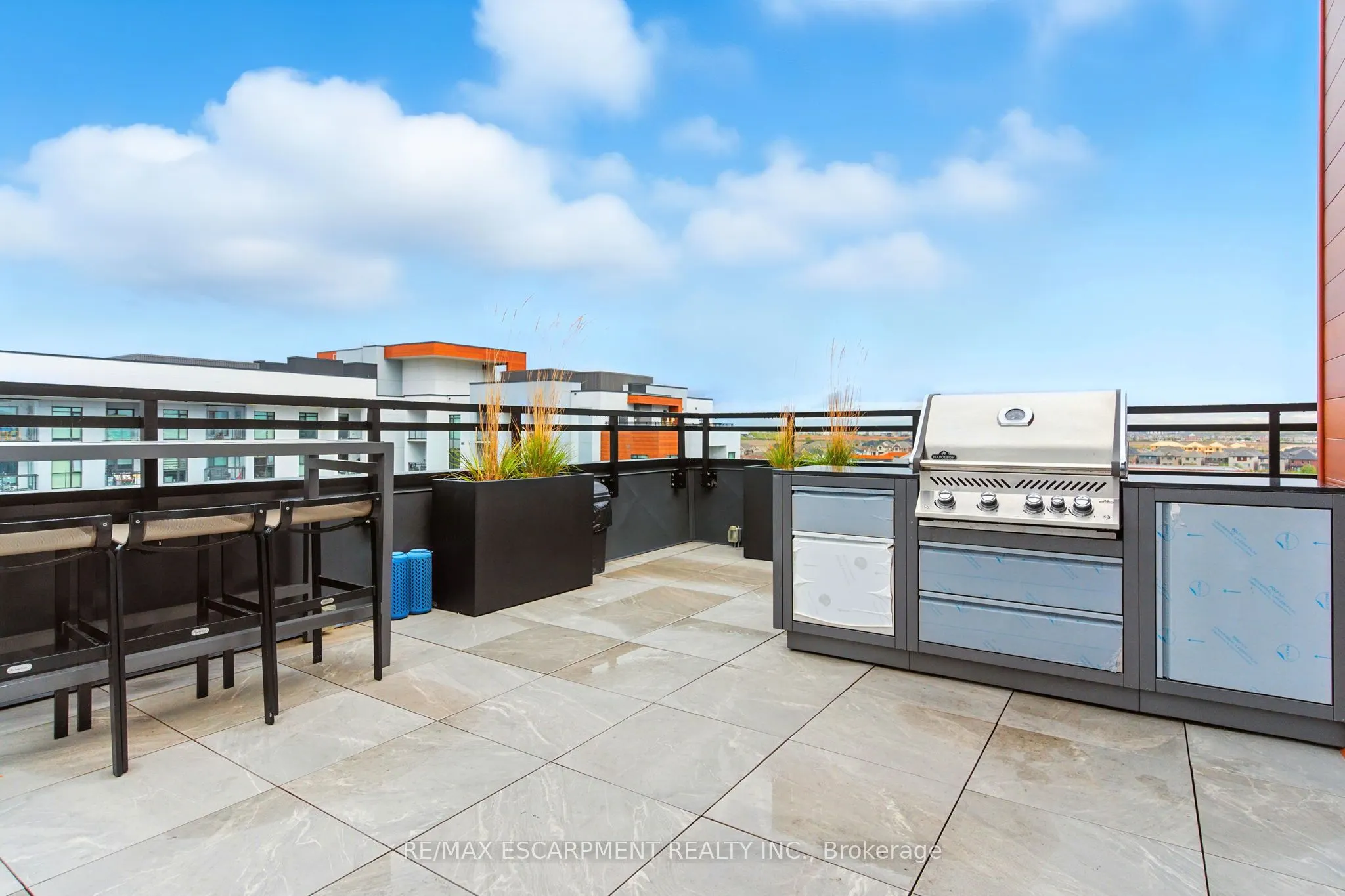 470 Gordon Krantz Avenue, #404