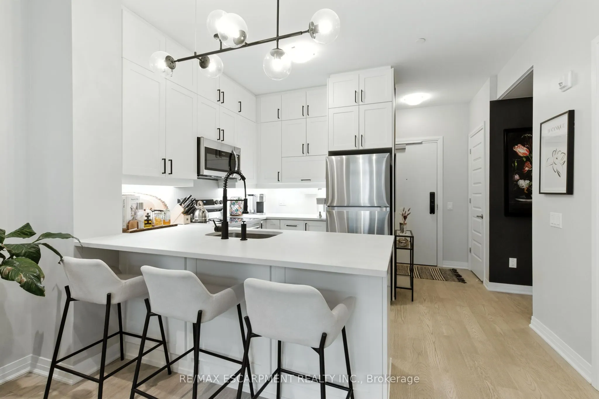 470 Gordon Krantz Avenue, #404