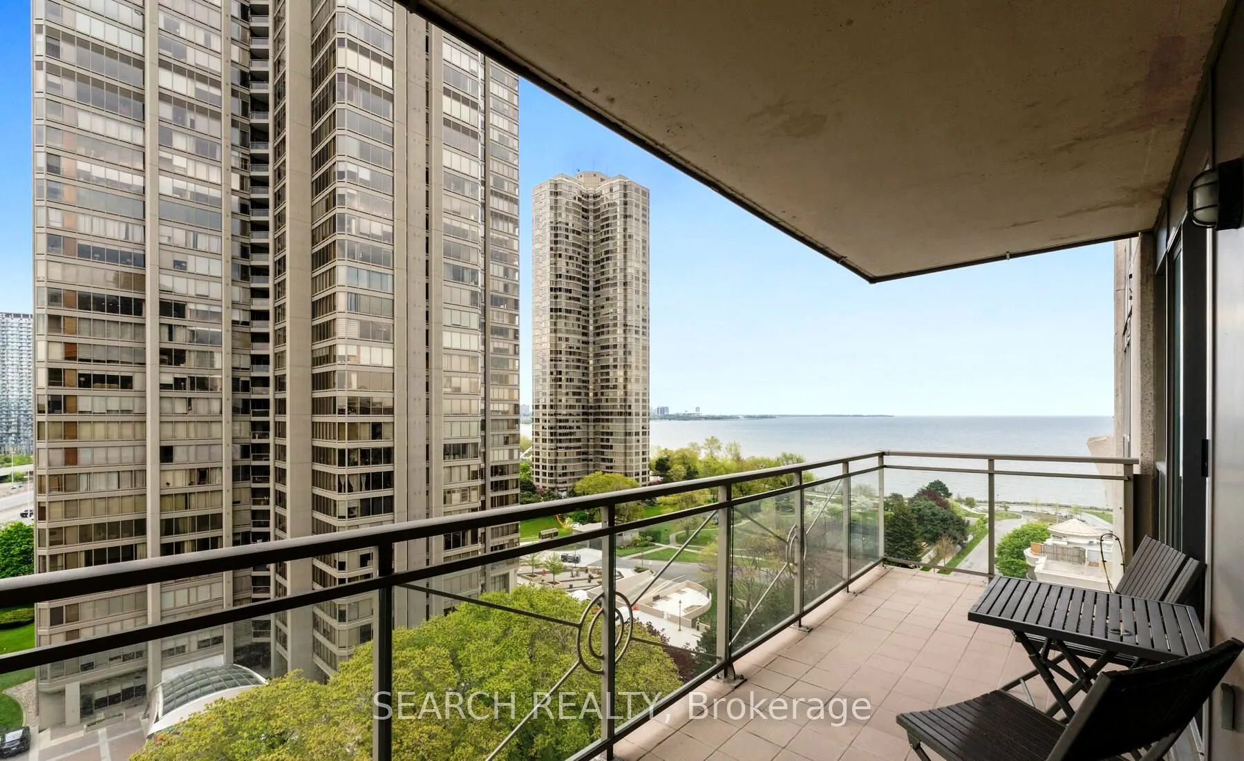 88 Palace Pier Court, #PH101