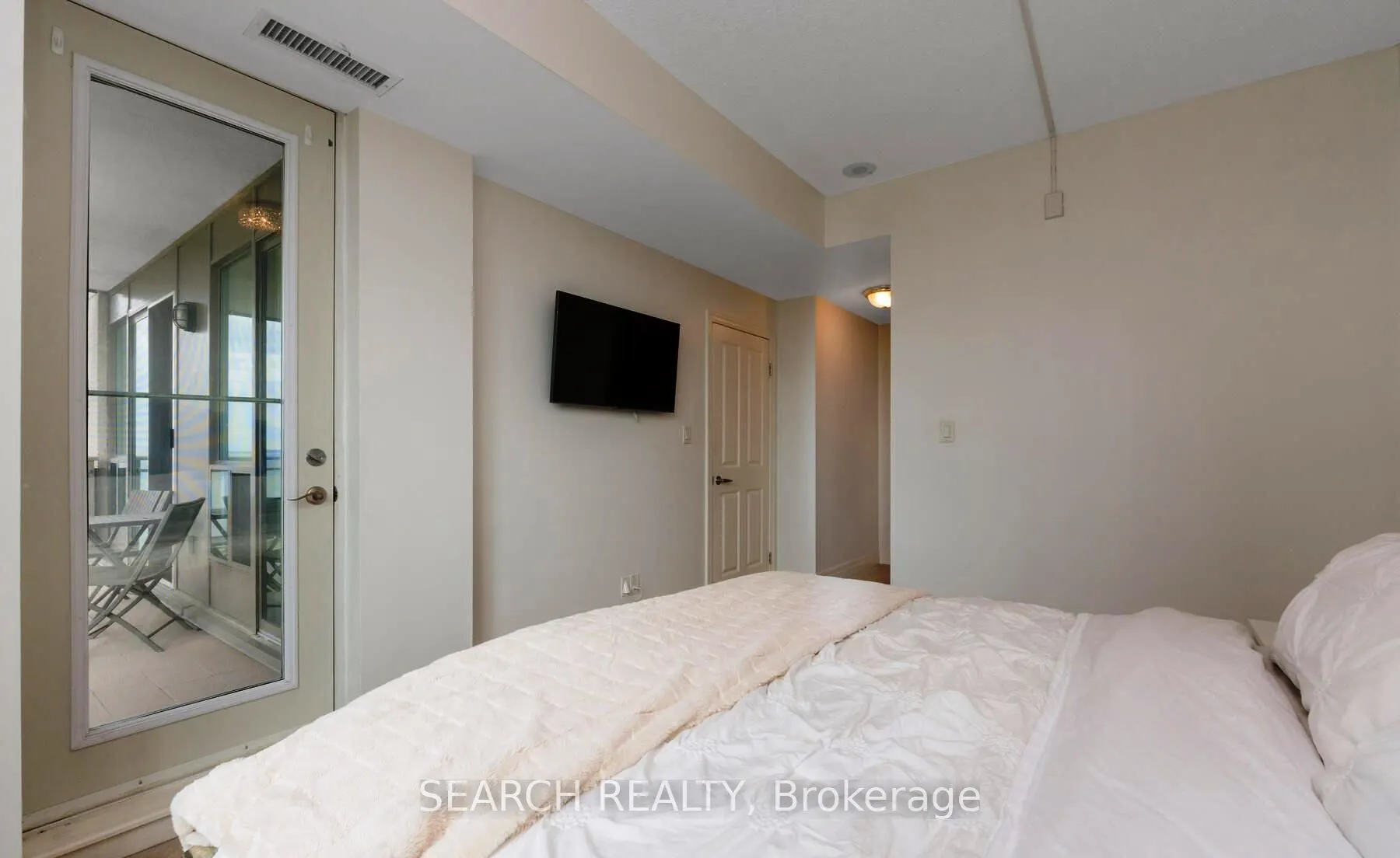 88 Palace Pier Court, #PH101