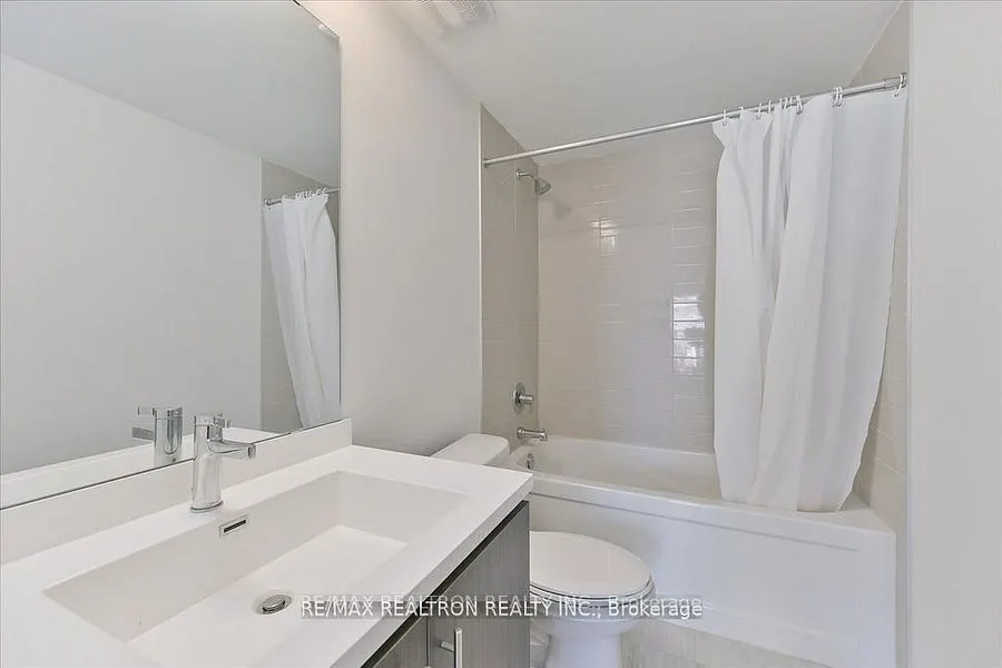 260 Twelfth Street, #5