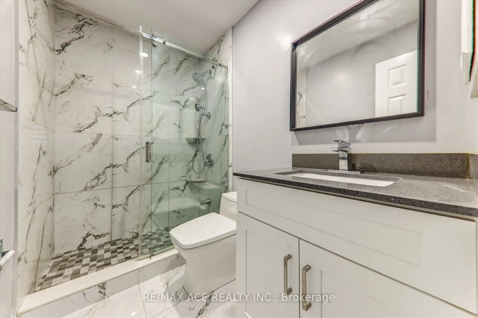 475 Wallenberg Crescent